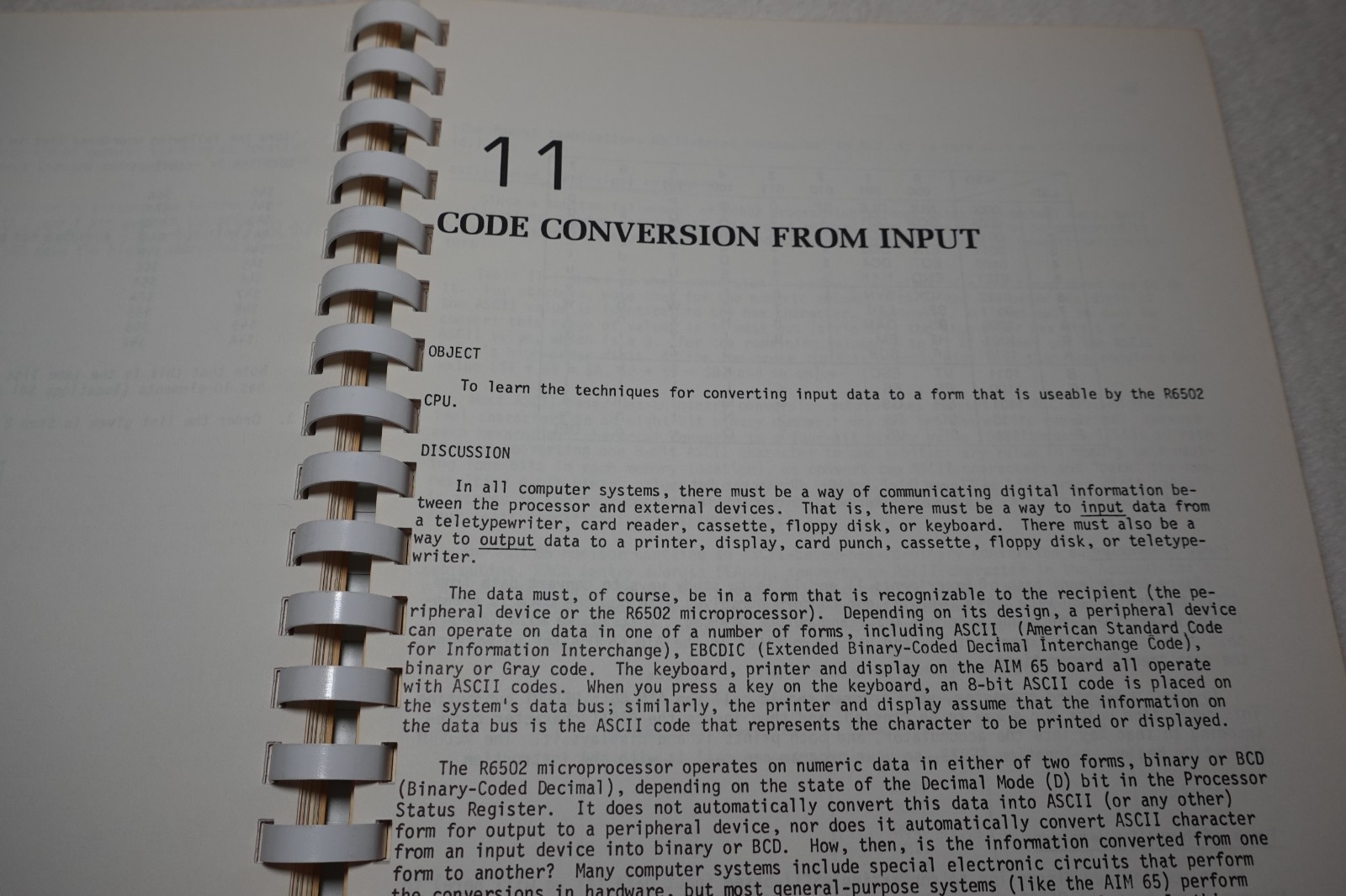 AIM 65 Laboratory Manual Study Guide Leo J. Scanlon Computer 1981 Publication