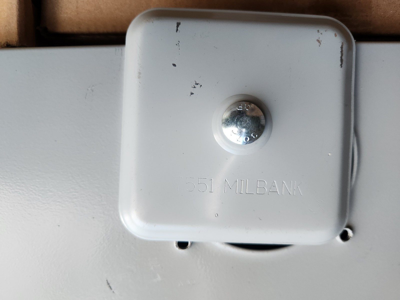 Milbank UC6079-XL-21 Pre-Wired Ringless
