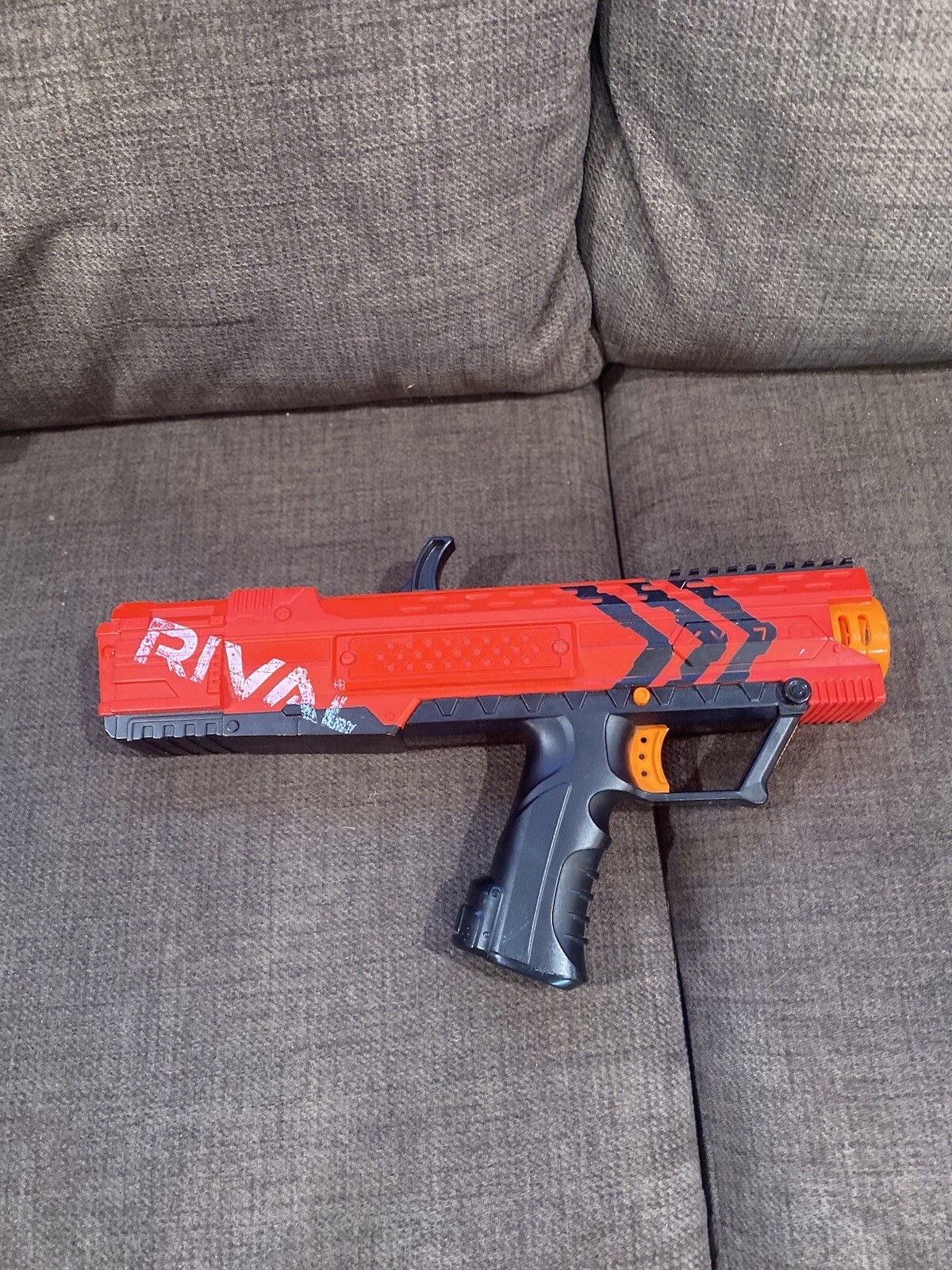 Pre Owned Vintage Rival ARTEMIS XVII-3000 Red