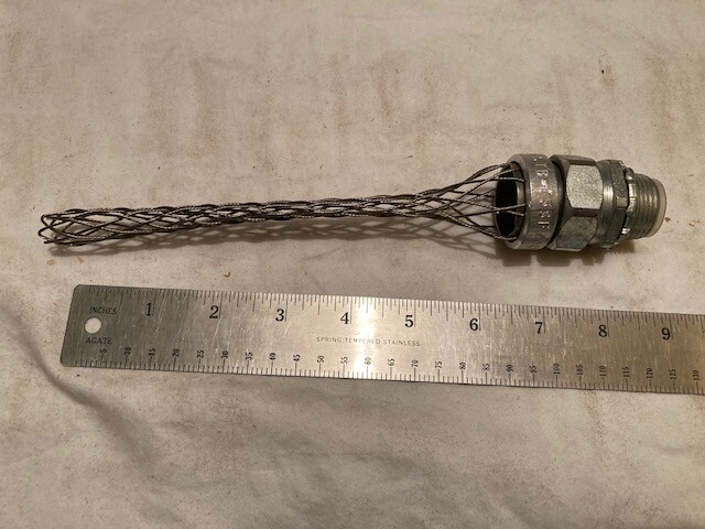 CABLE Grip 3/4" Strain Relief Connector STB-75SF - NEW OPEN BOX - USA -FREE SHIP