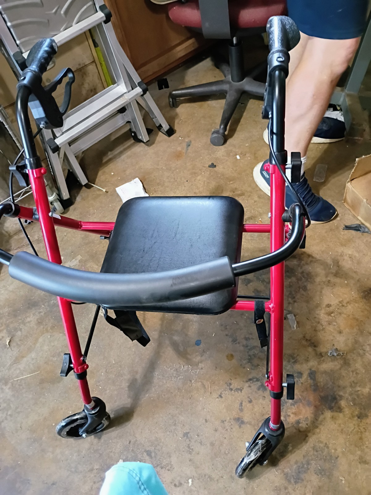 NOVA PHOENIX RISE UP Rollator Walker UPRIGHT STANDING Walker Padded Armres