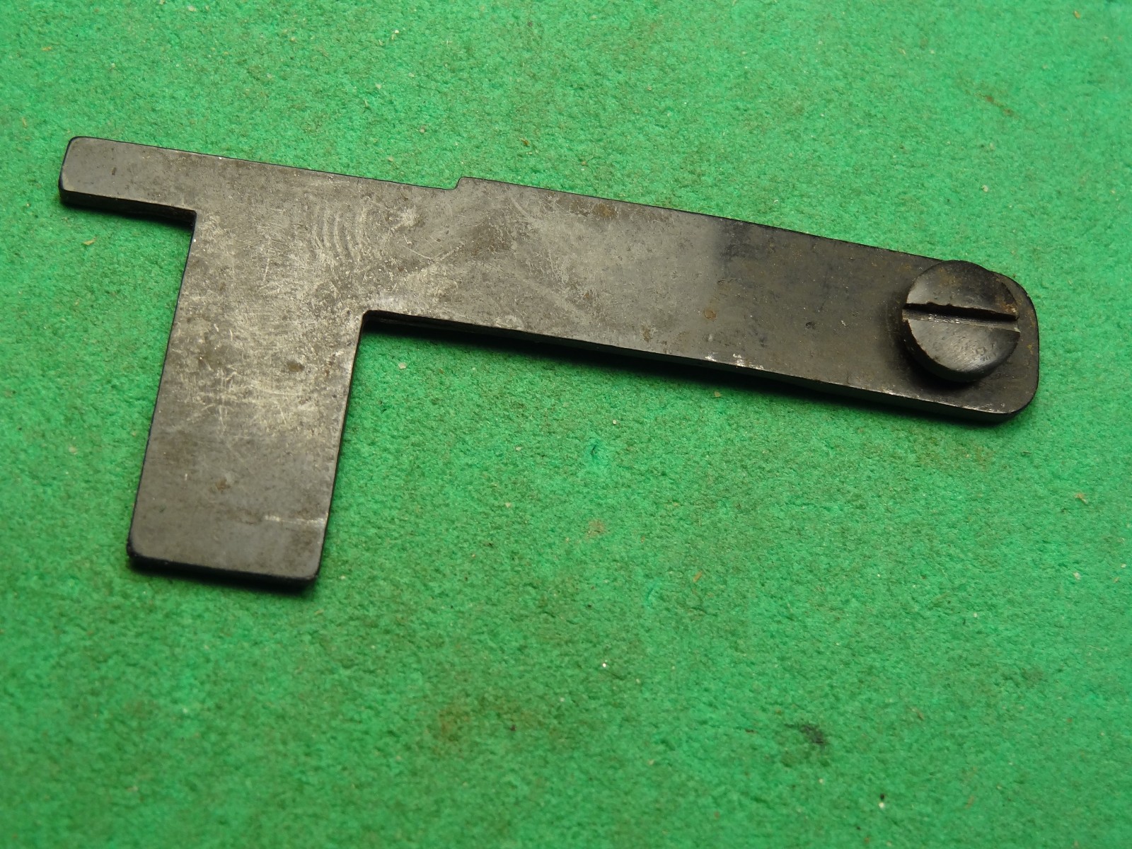 Stevens 820 820A 124C Cartridge Stop & Screw
