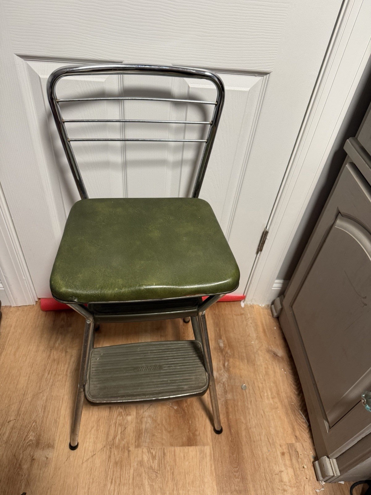 Vintage Cosco Kitchen Metal Step Stool Chair Flip Up Seat Retro MCM Green