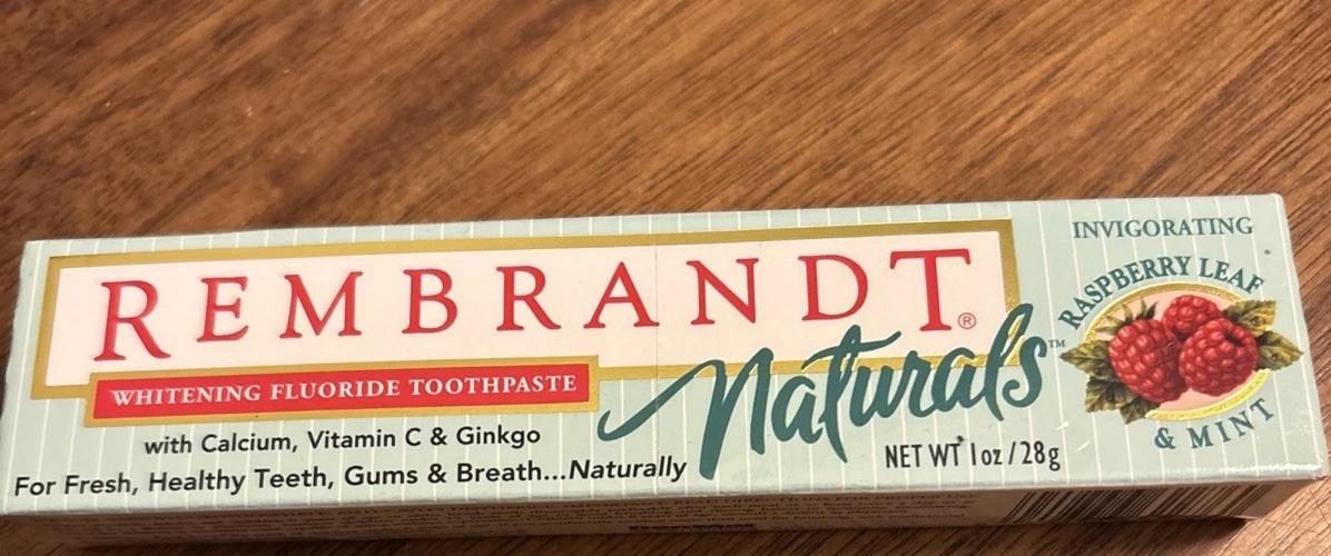 Rembrandt Naturals Whitening Fluoride Raspberry Mint 3 Oz NIB Vtg & Discoed 1999