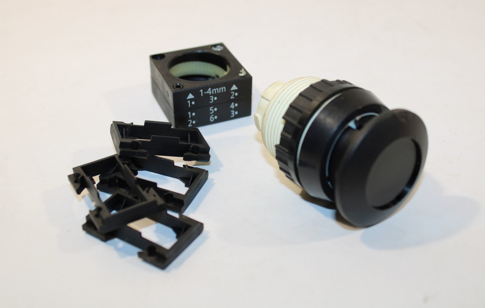 Festo P-30-SW Pushbutton NEW