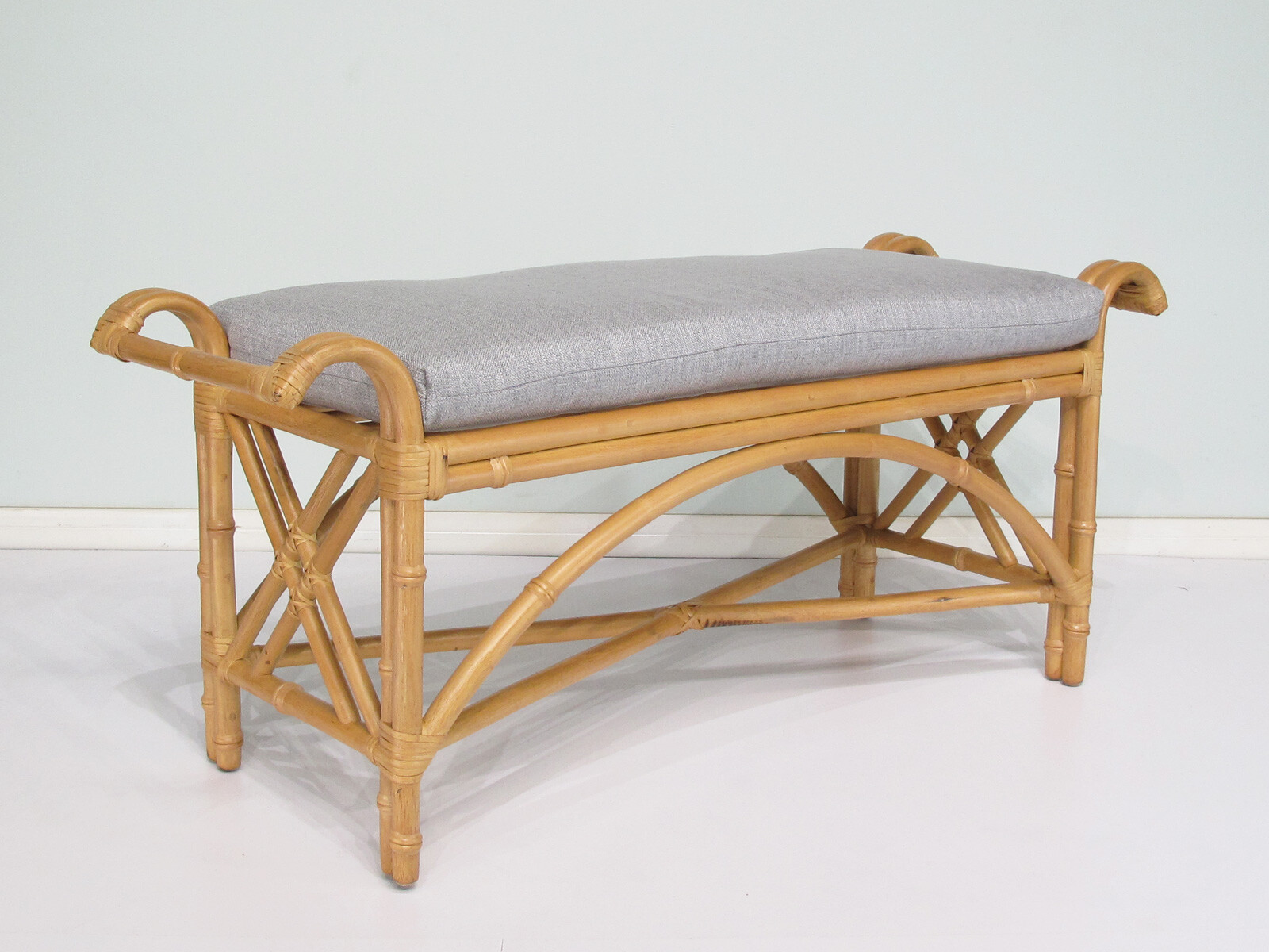 Indoor Rattan Furniture Bench with Cushion
