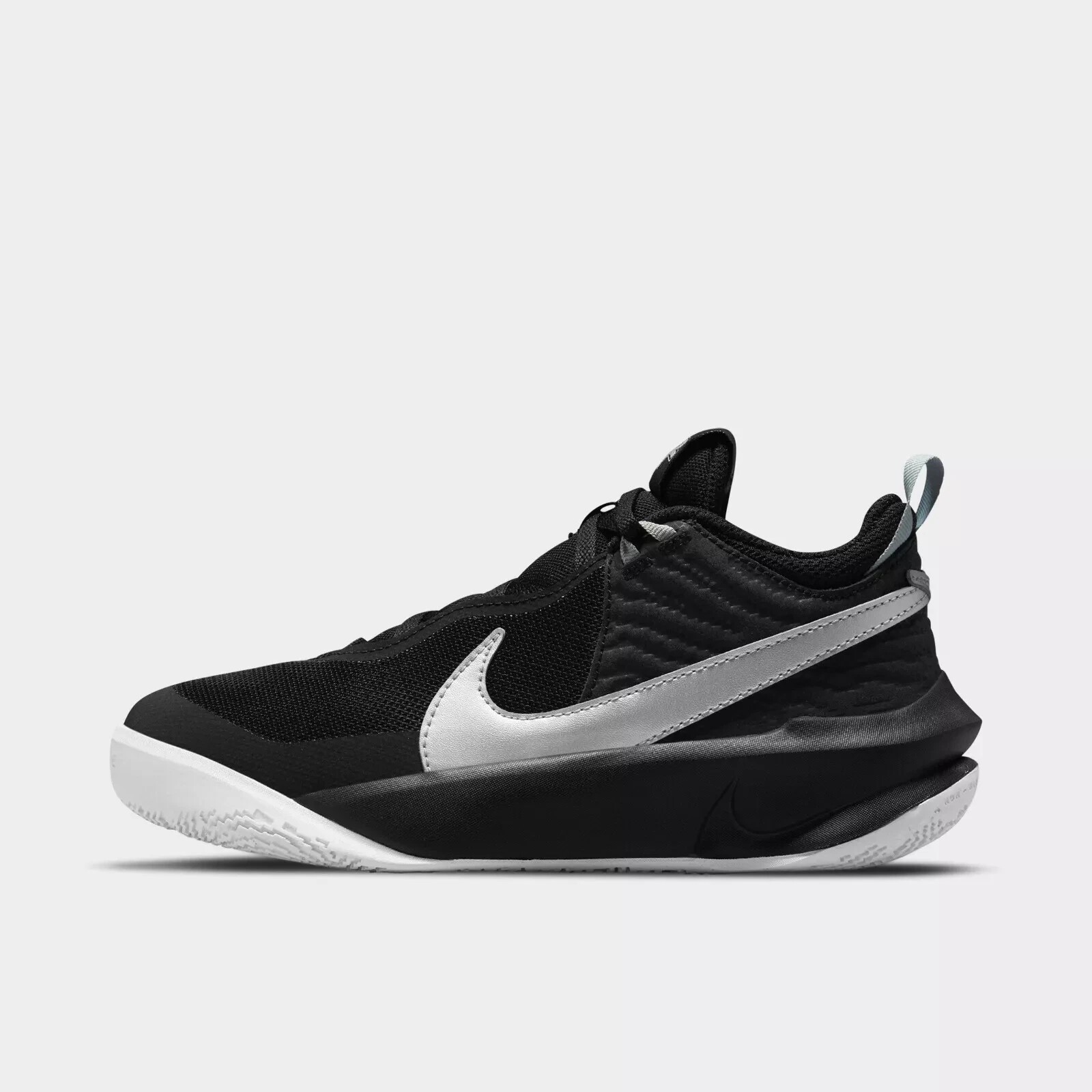 Nike Boy's Team Hustle D 10 (Big Kid) Black/Metallic Silver/Volt/White 6.5Y