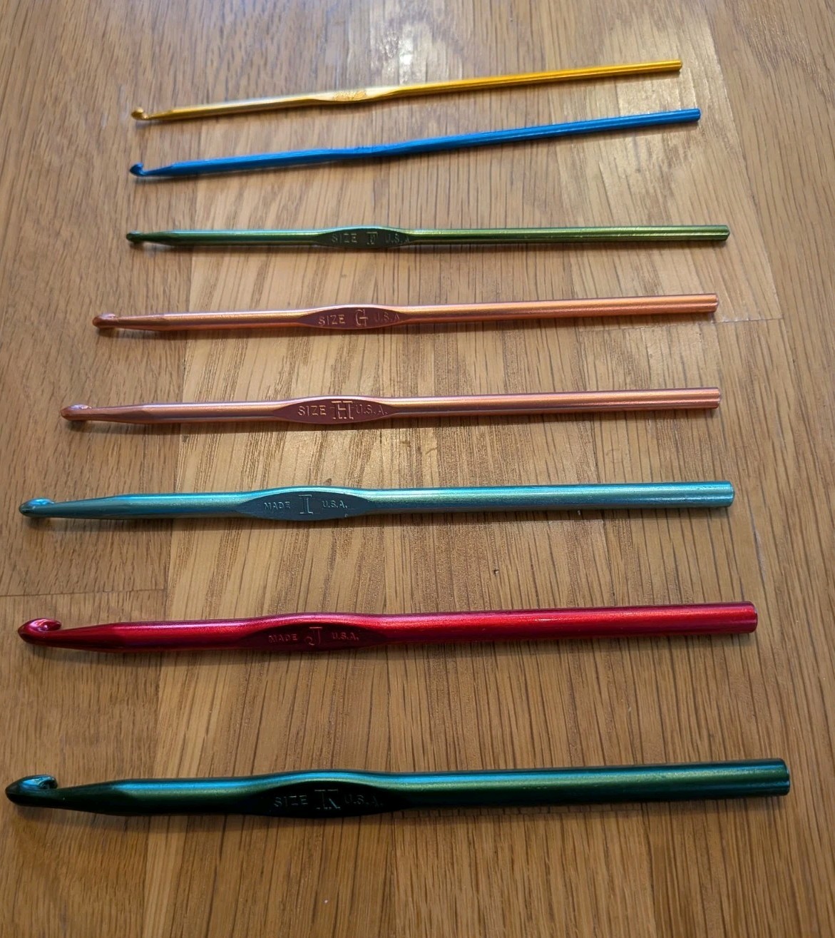 Vintage Lot Of  8 Boye Crochet Hooks USA Made D E F G H I J K--#2