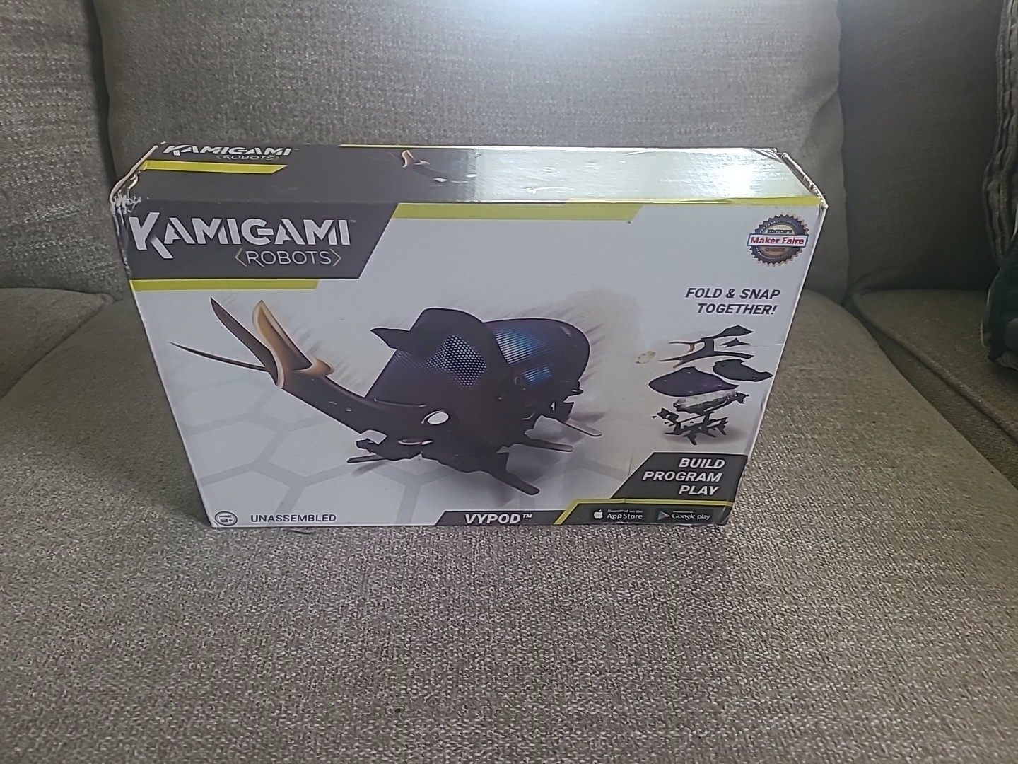 Kamigami (Robots) Fold & Snap Together Build Program Play.