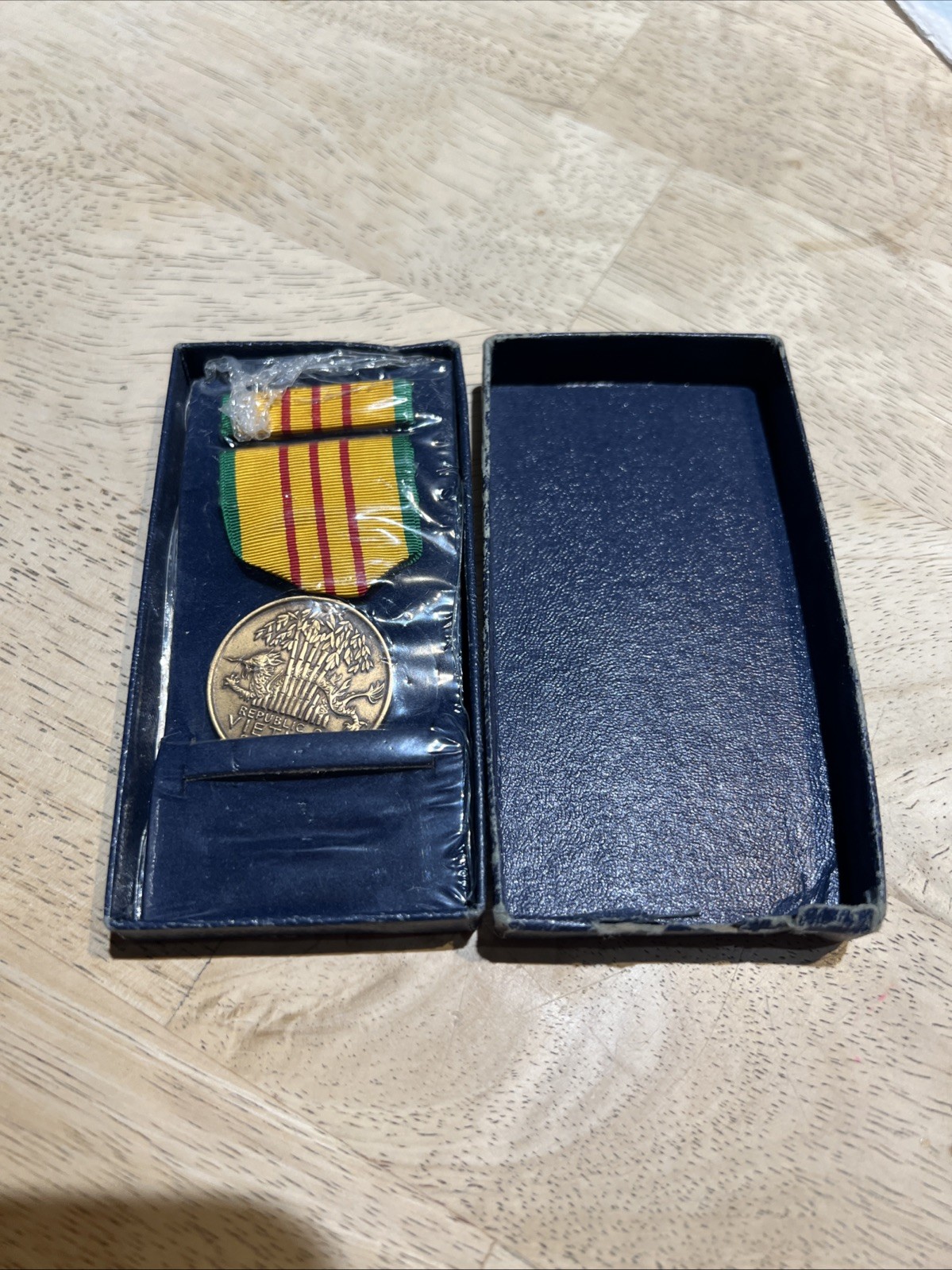 US Military Issue Vietnam Service Boxed Medal Set - New in Box
