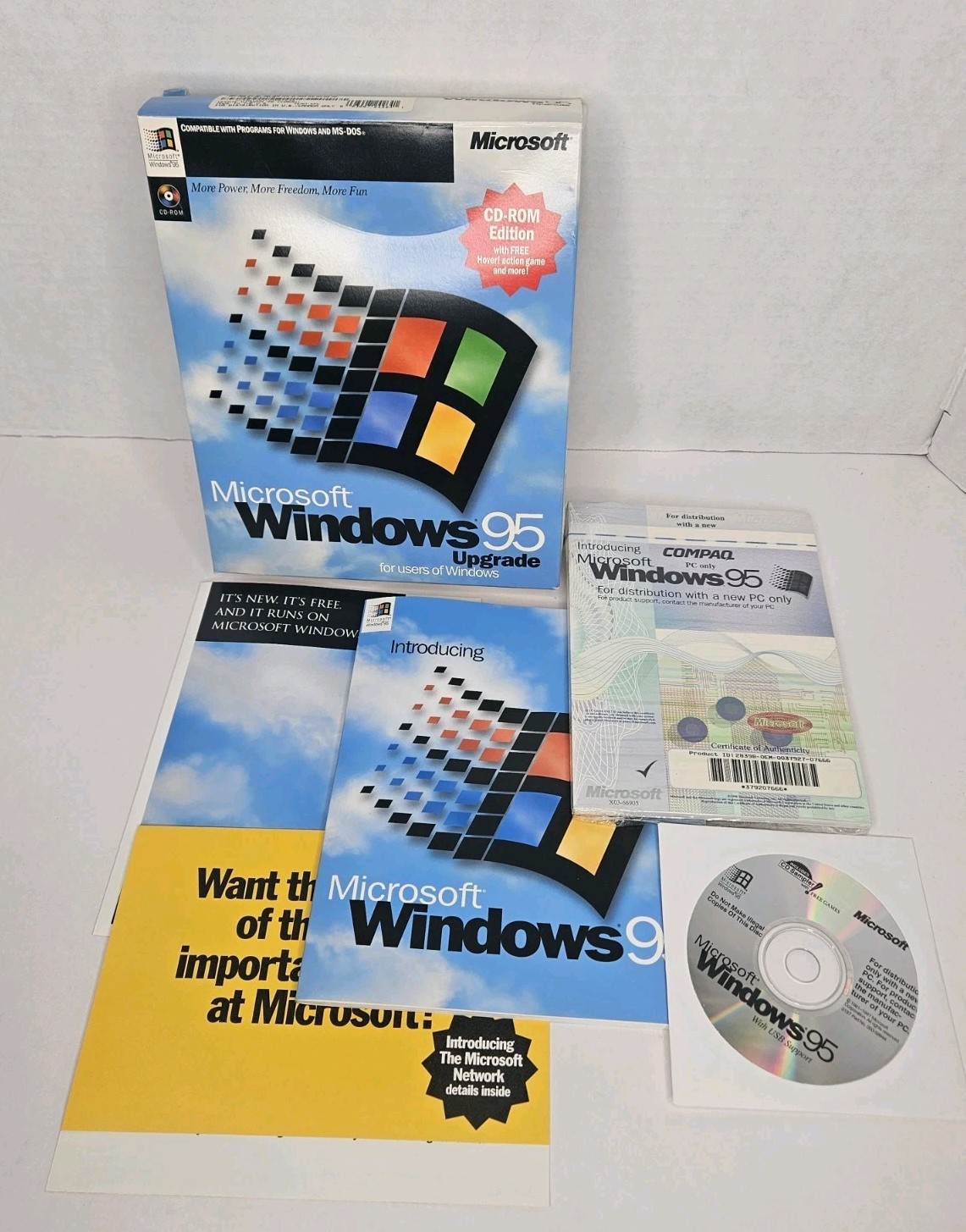 Microsoft Windows 95 Upgrade CD-ROM Edition With Free Games Big Box