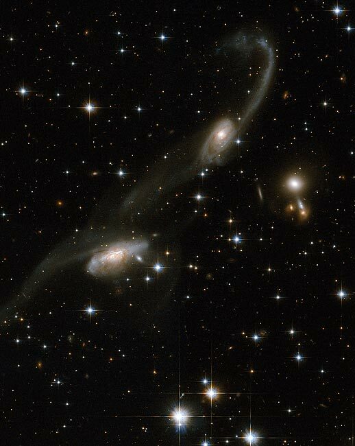 INTERACTING GALAXY ESO 69-6 HUBBLE TELESCOPE 11x14 GLOSSY PHOTO PRINT