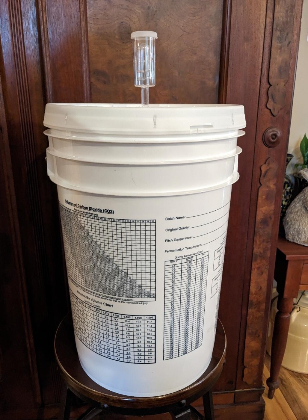 BUCKET 6.5 GALLON PRIMARY FERMENTER w/ LID+AIRLOCK HOME BREWING BEER WINE KIT