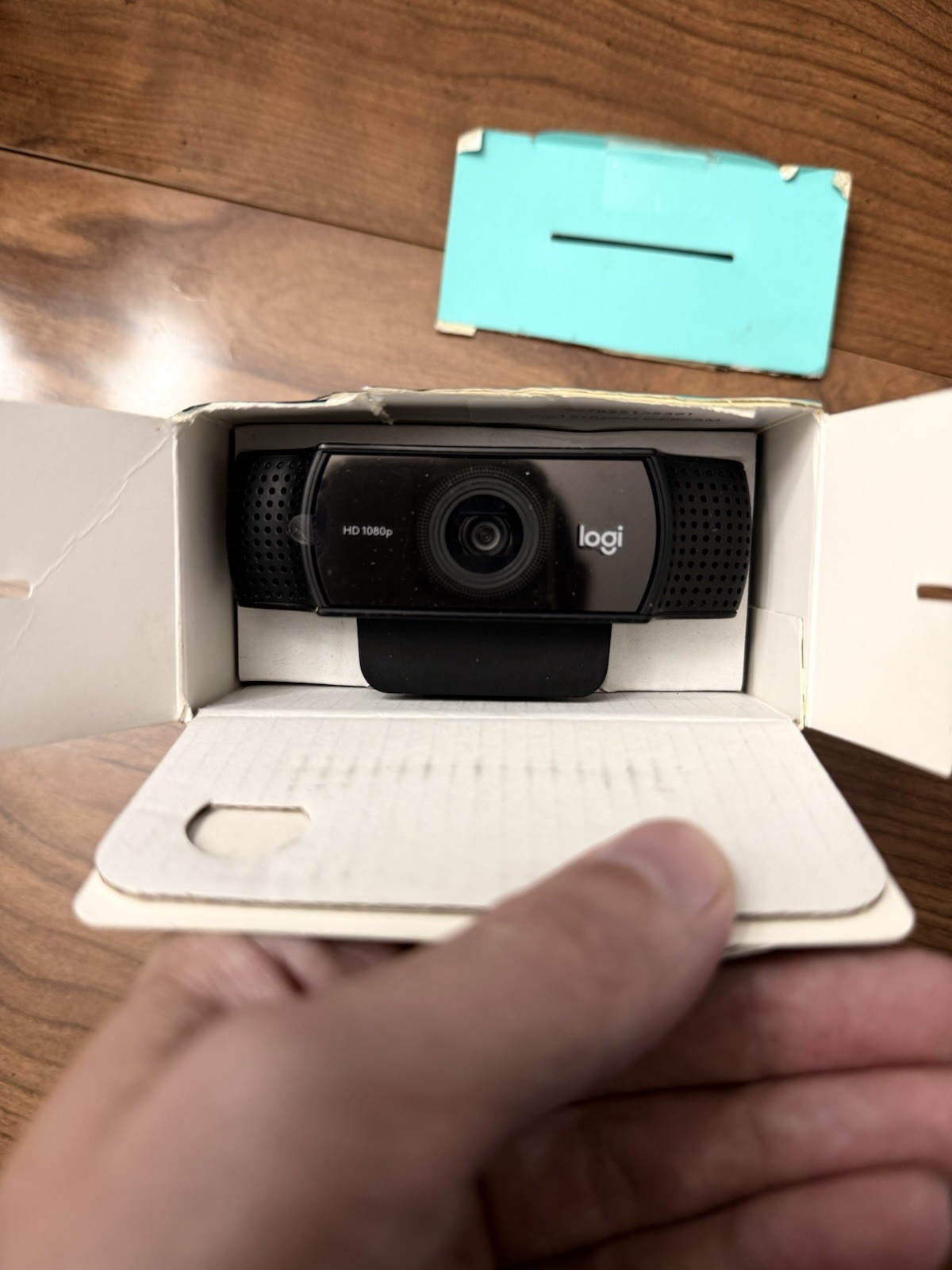 1080 Pro Stream Webcam Damaged Open Box