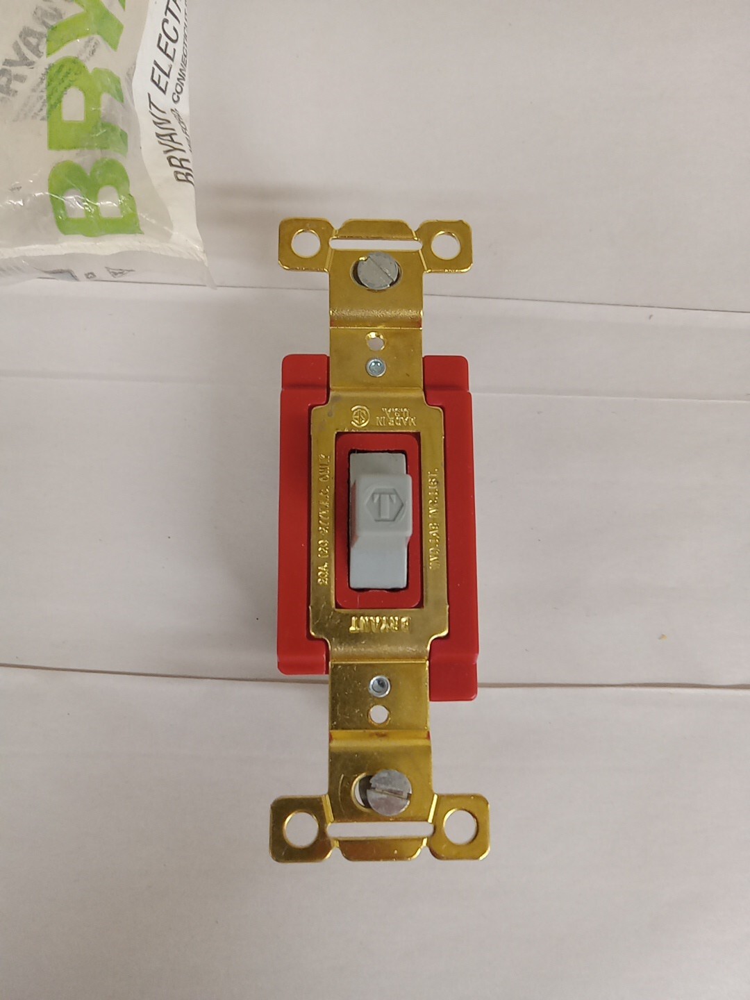 Bryant Tech-Spec 4921 GRY 20A 120/277V AC Switch. New