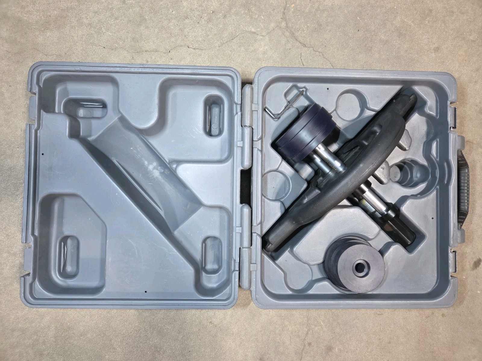 Tapco 11151 Brake Buddy with Case - Tapco Siding Brake Kit