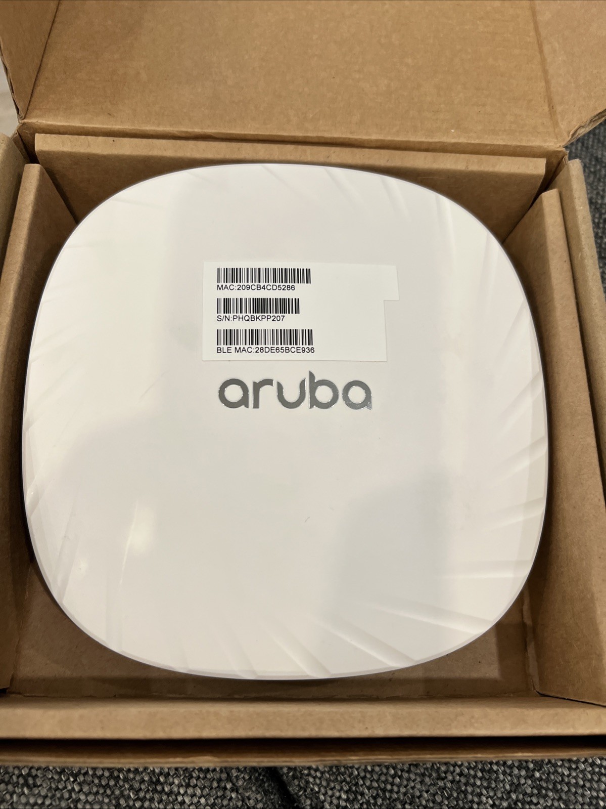HPE Aruba AP-505 US Campus Bluetooth Wi-Fi 6 Wireless Access Point White R2H29A