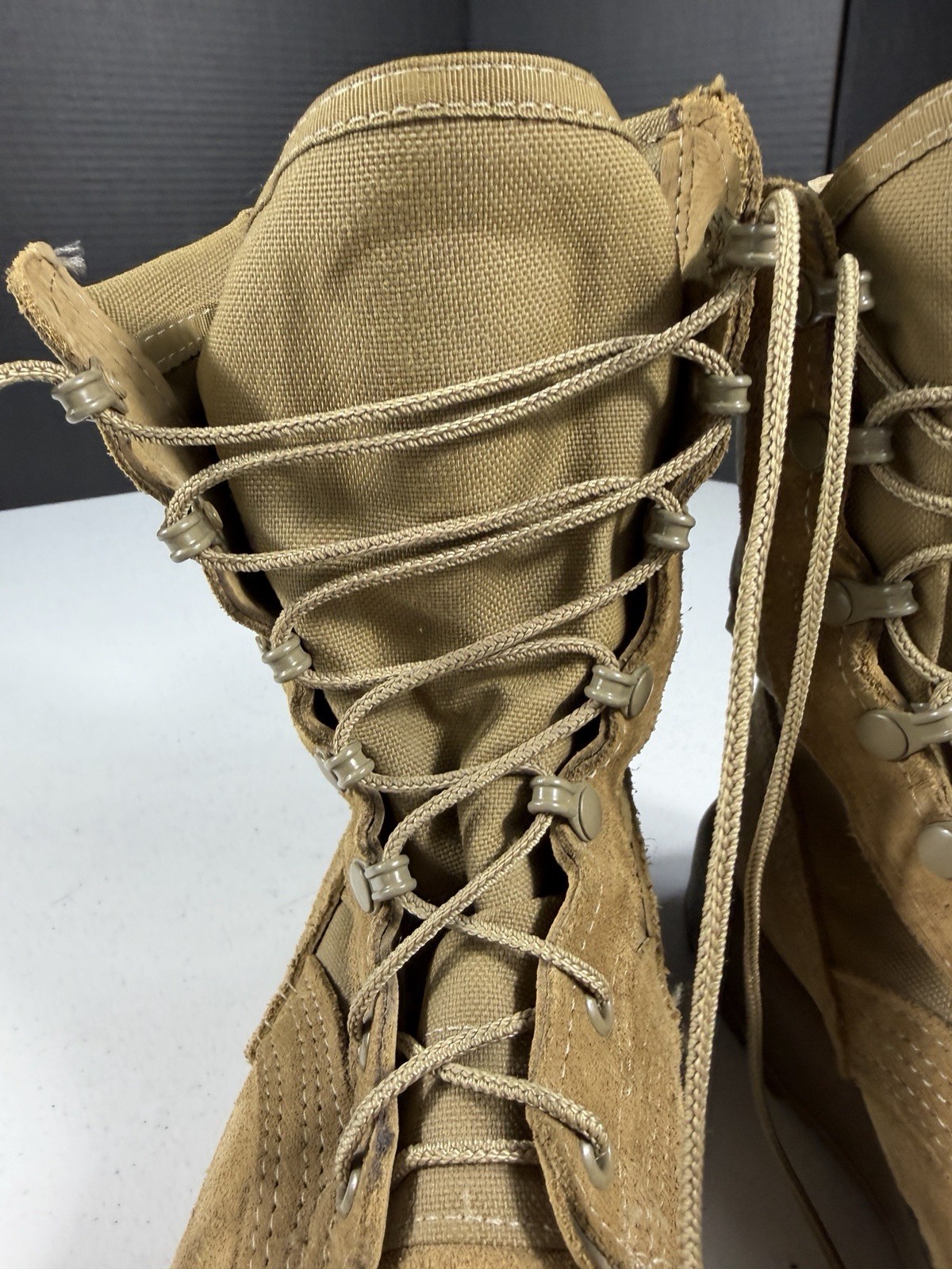 Belleville AHWC 07.0 W Tan Suede Combat Boots Mens 7 Wide Military Tactical