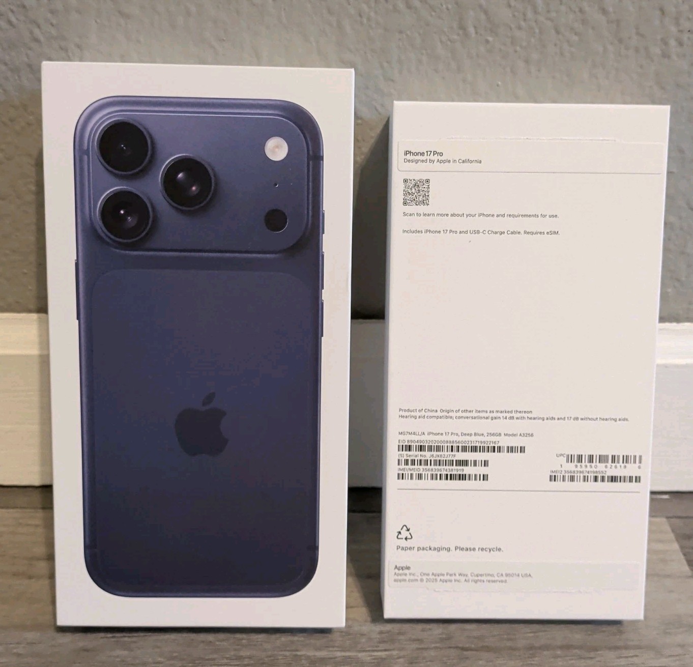 Apple iPhone 17 PRO Deep Blue EMPTY BOX ONLY 256GB A3256 w/ Inserts