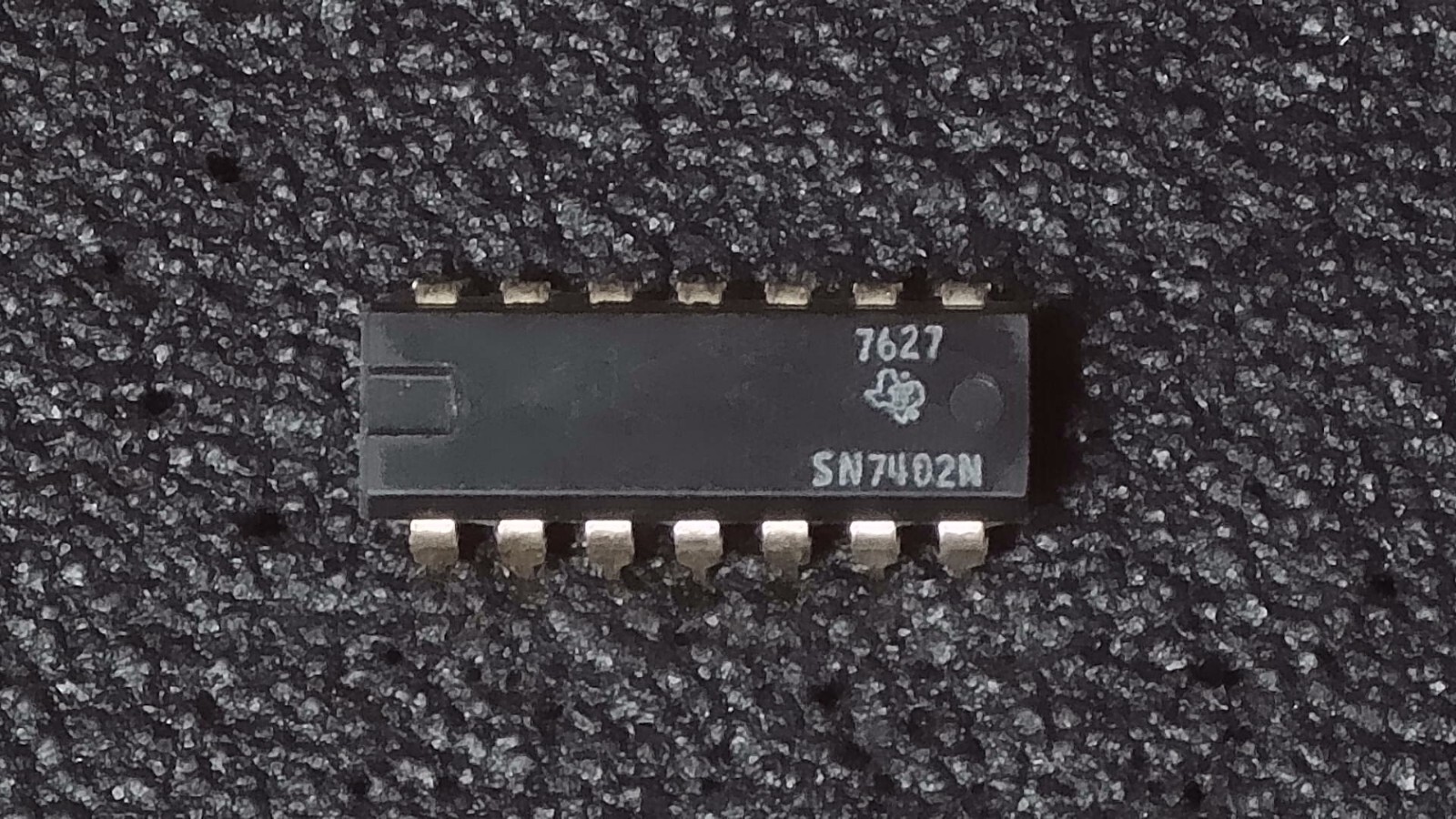 Texas Instruments SN7402N Quad 2-Input NOR Gate DIP14 - New