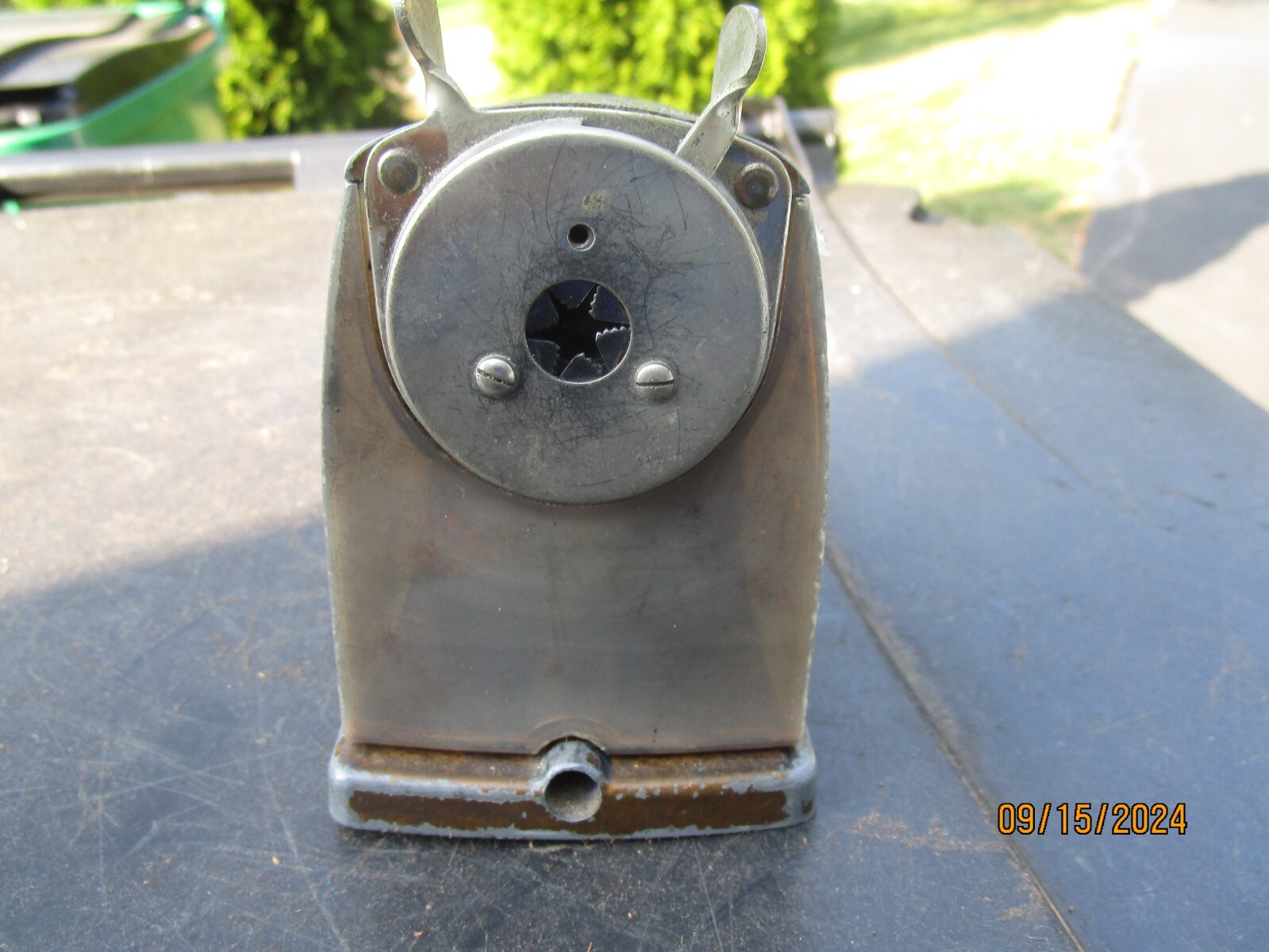 VINTAGE KOH-I-NOOR No 997 PENCIL SHARPENER MADE IN GERMANY (PLASTIC CFRACKED)