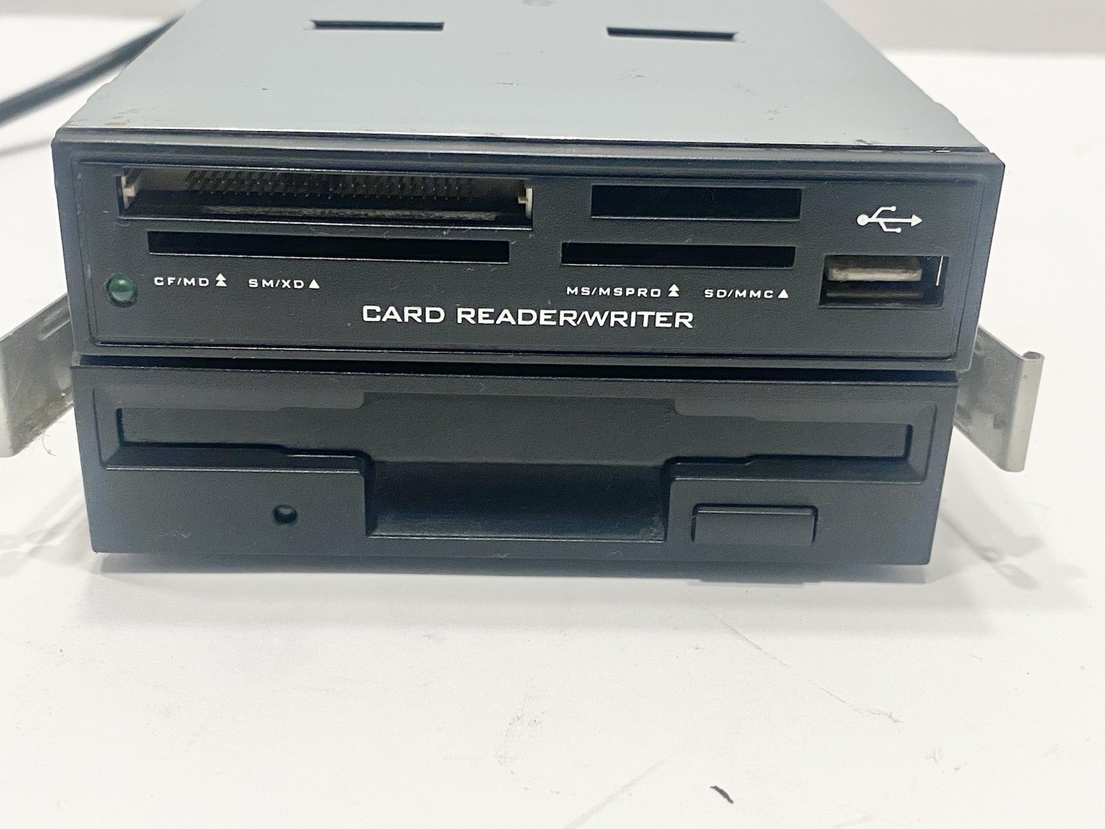 Internal 3.5" All-in-1 Card Reader/Writer + Floppy “AS FOUND” Unknown Condition