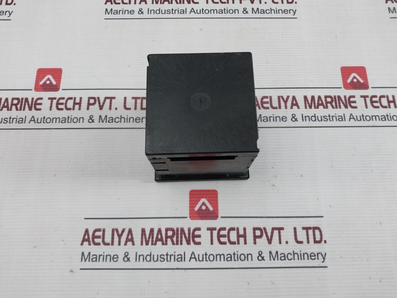DEIF 300/5A Analog Voltage Meter 5/10A-91
