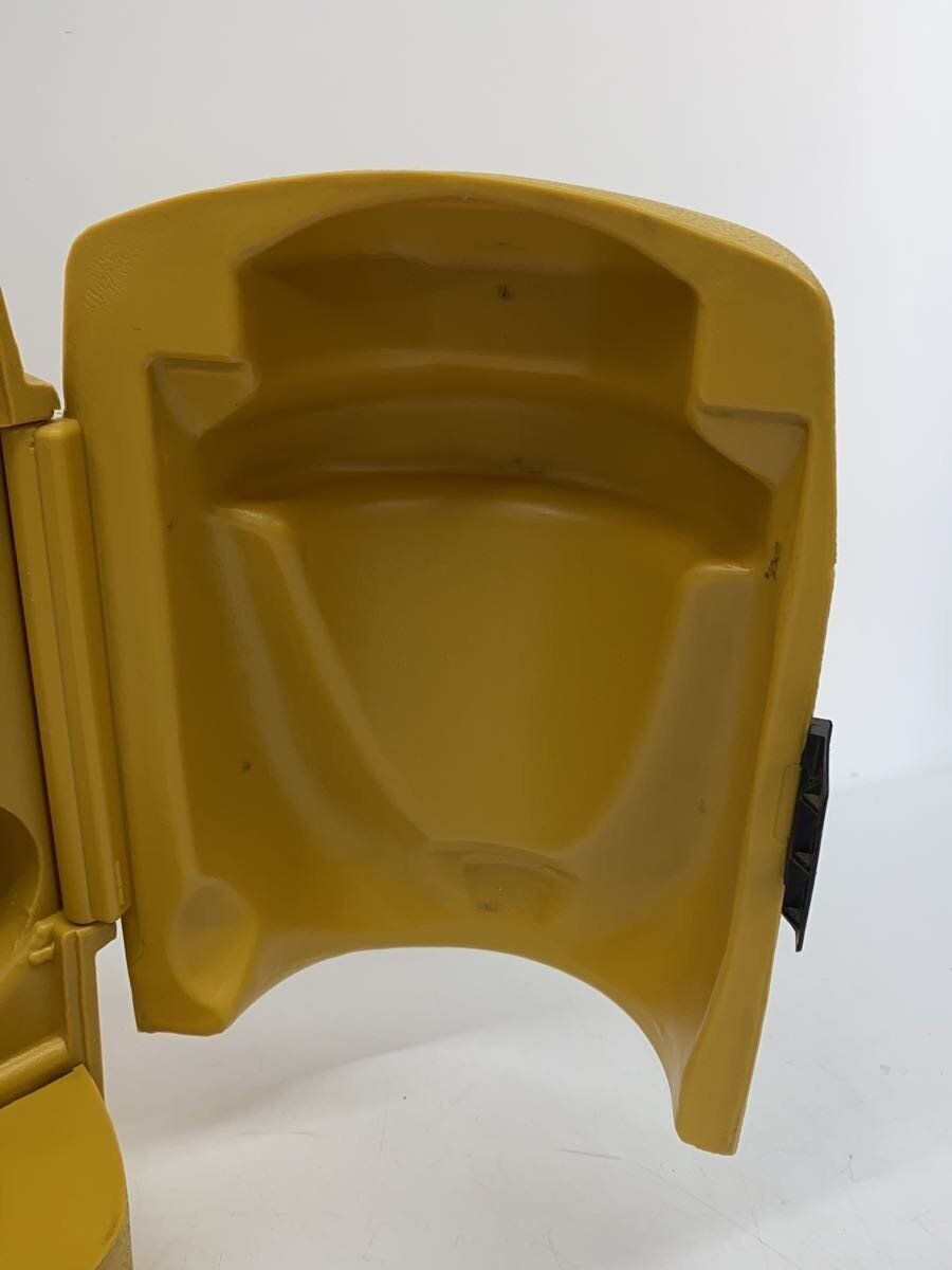 Coleman Lantern Clamshell Case Used