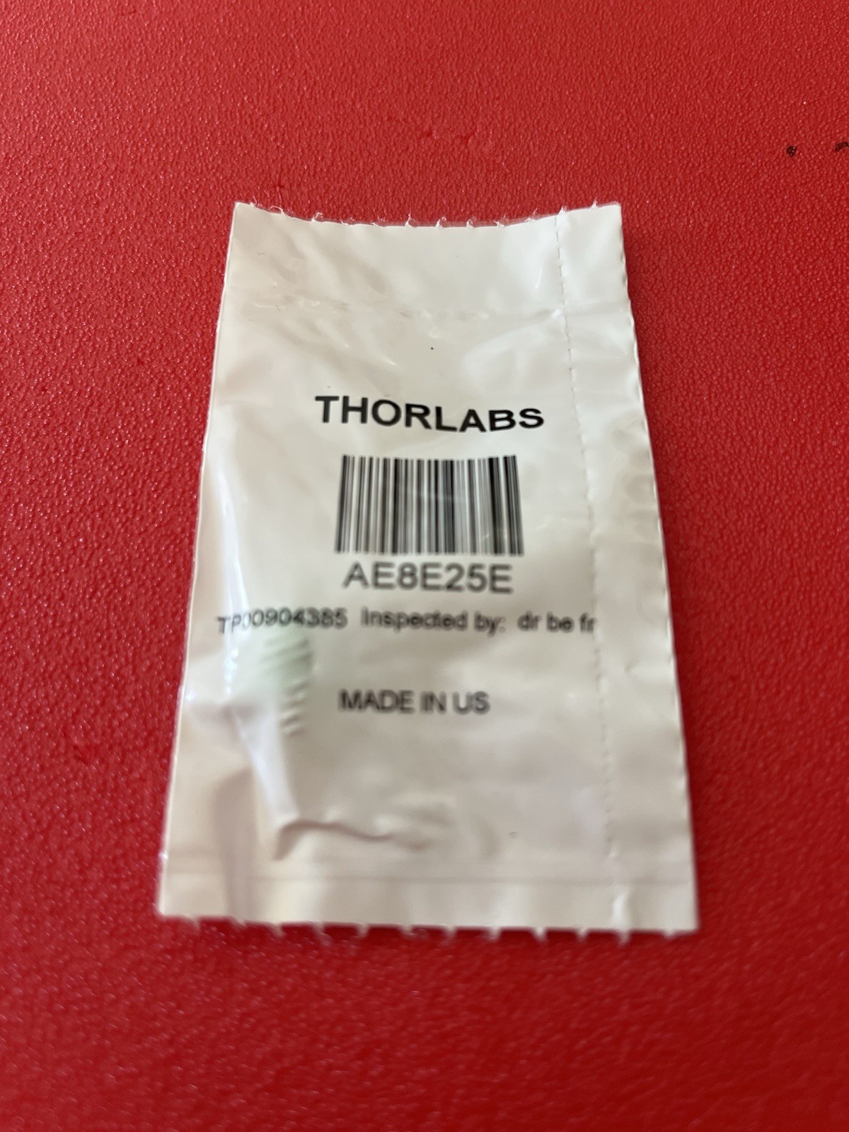 Thorlabs AE8E25E Adapter With Internal8-32 Threads And External 1/4” -20 Threads