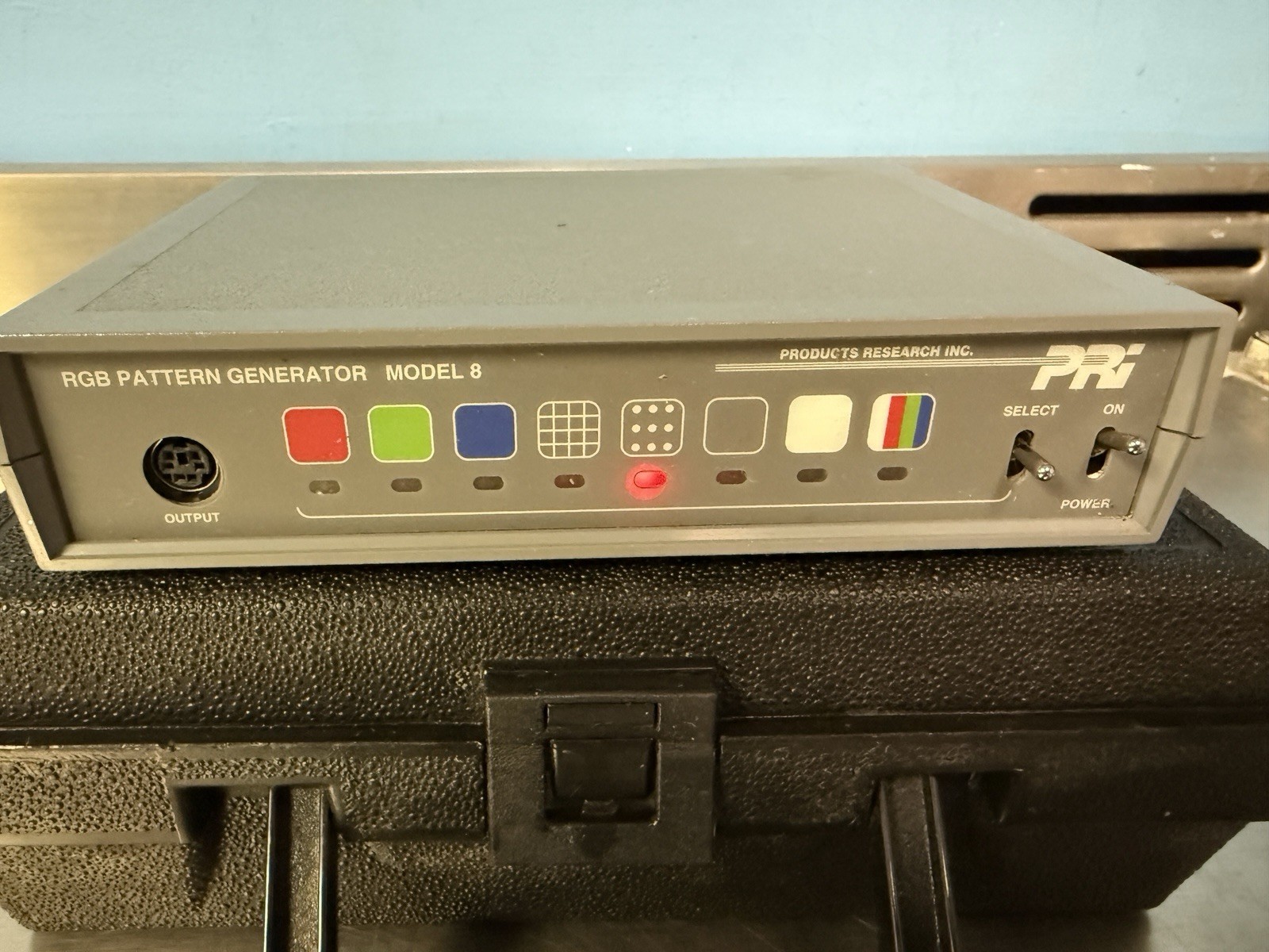 PRi - Vintage Arcade RGB Test Pattern Generator For cab Monitors! Powers On!