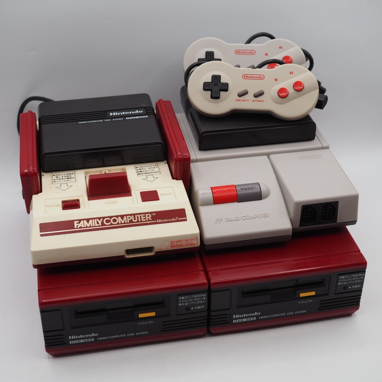 Nintendo Famicom HVC-001 / Famicom AV / New Famicom HVC-101 + Disk System Tested