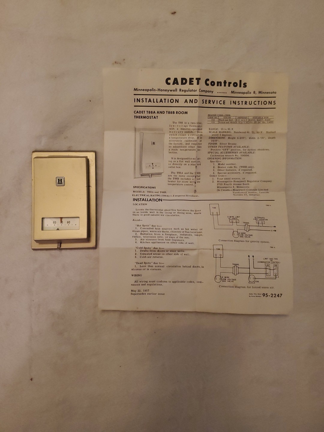 Honeywell T88A Rectangular Wall Room Thermostat Two Wire Low Voltage With Paper