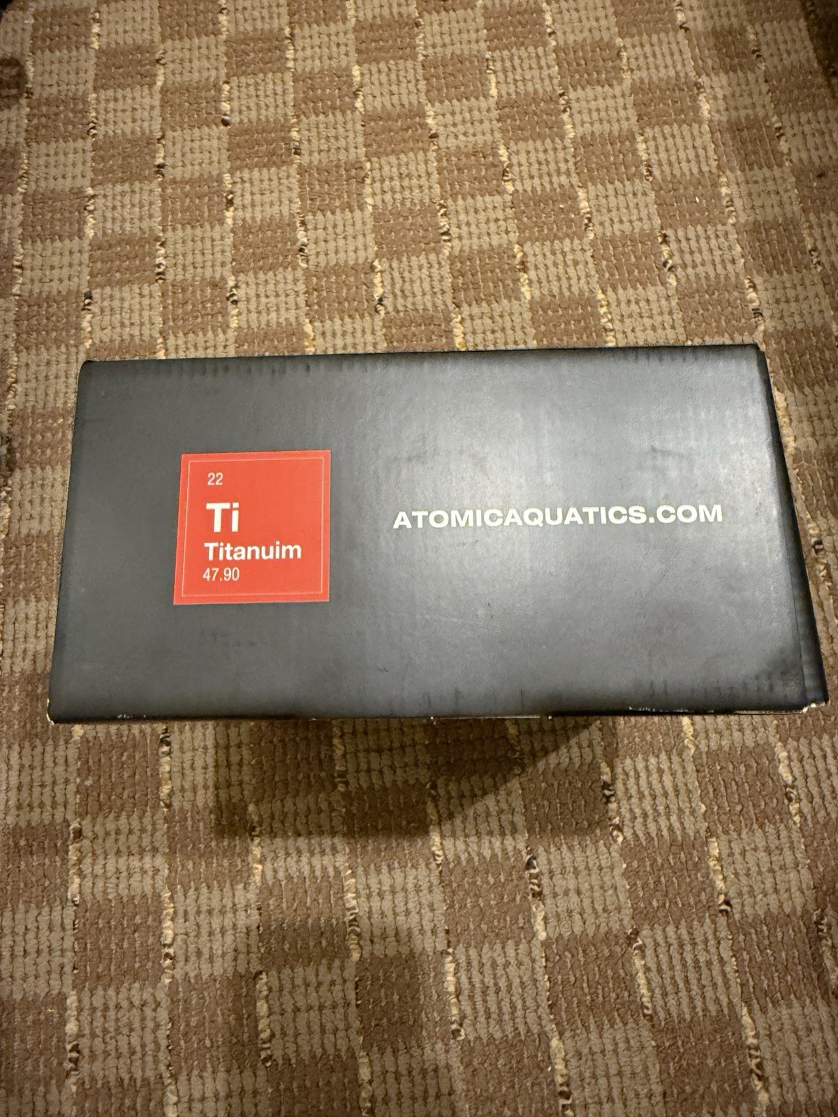 Atomic Aquatics B2 Regulator — Sealed | Yoke | Black