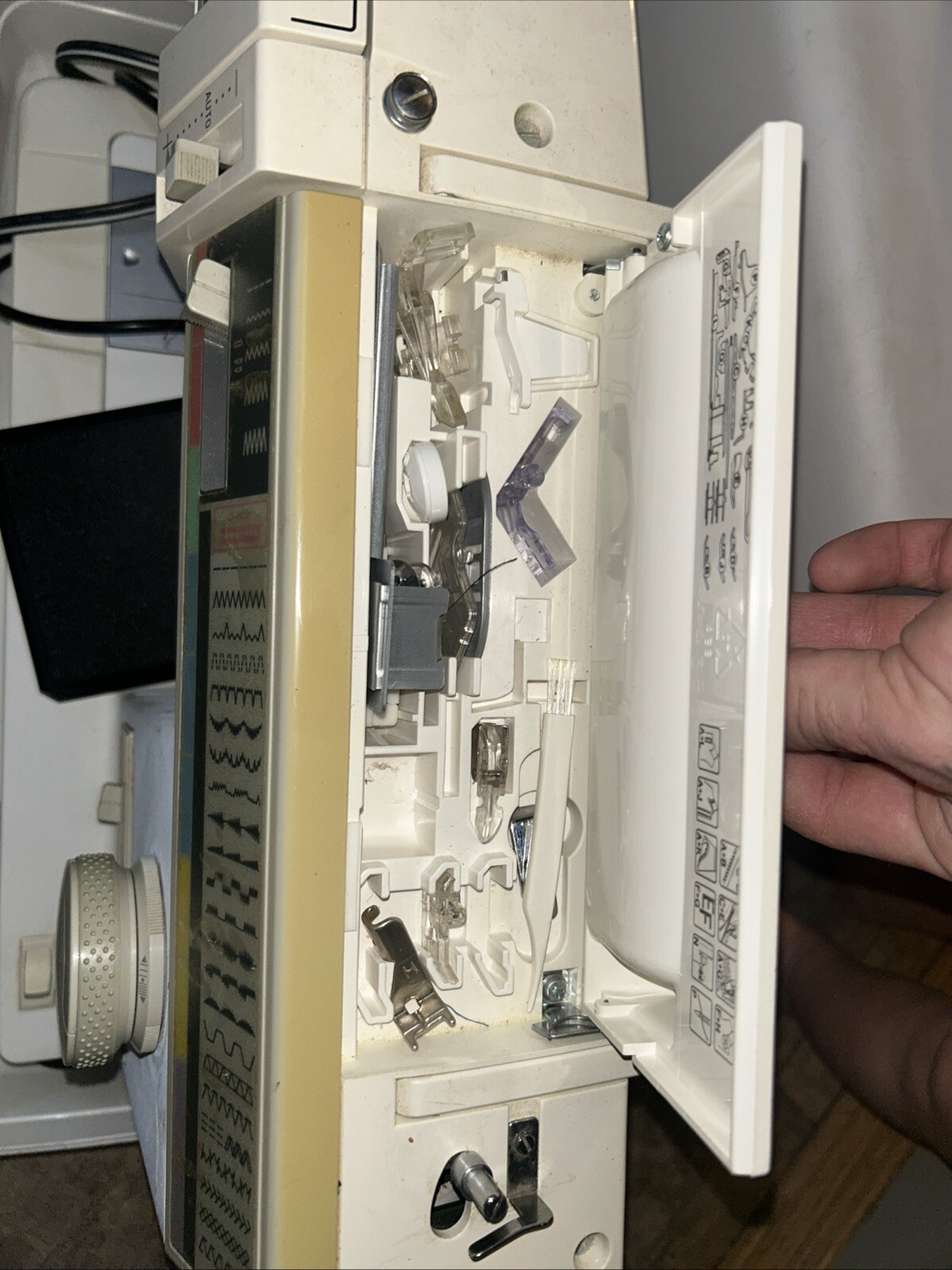 Singer Sewing Machine Model 9134 With Case