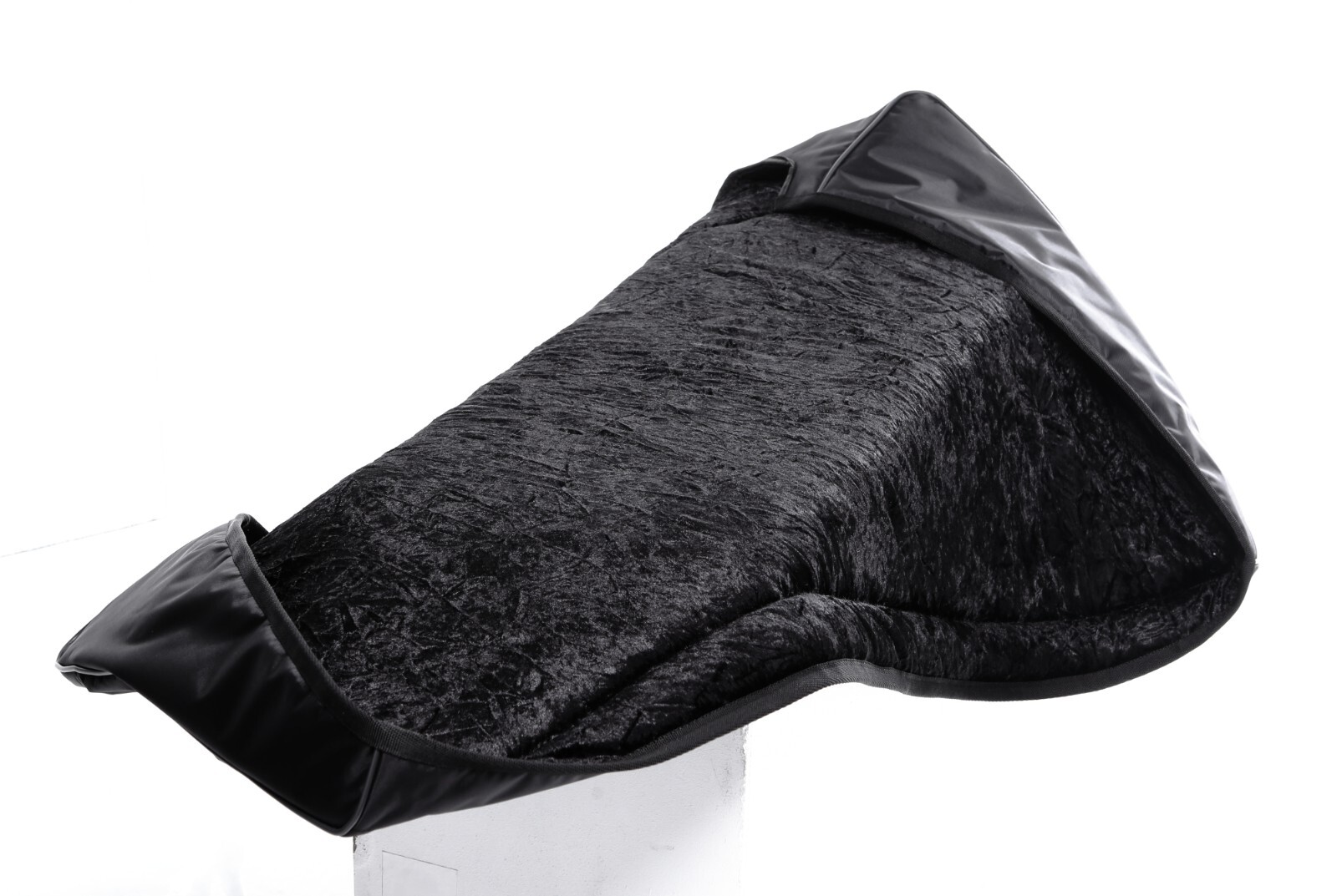 Custom padded cover for BEHRINGER X32 COMPACT mixing console