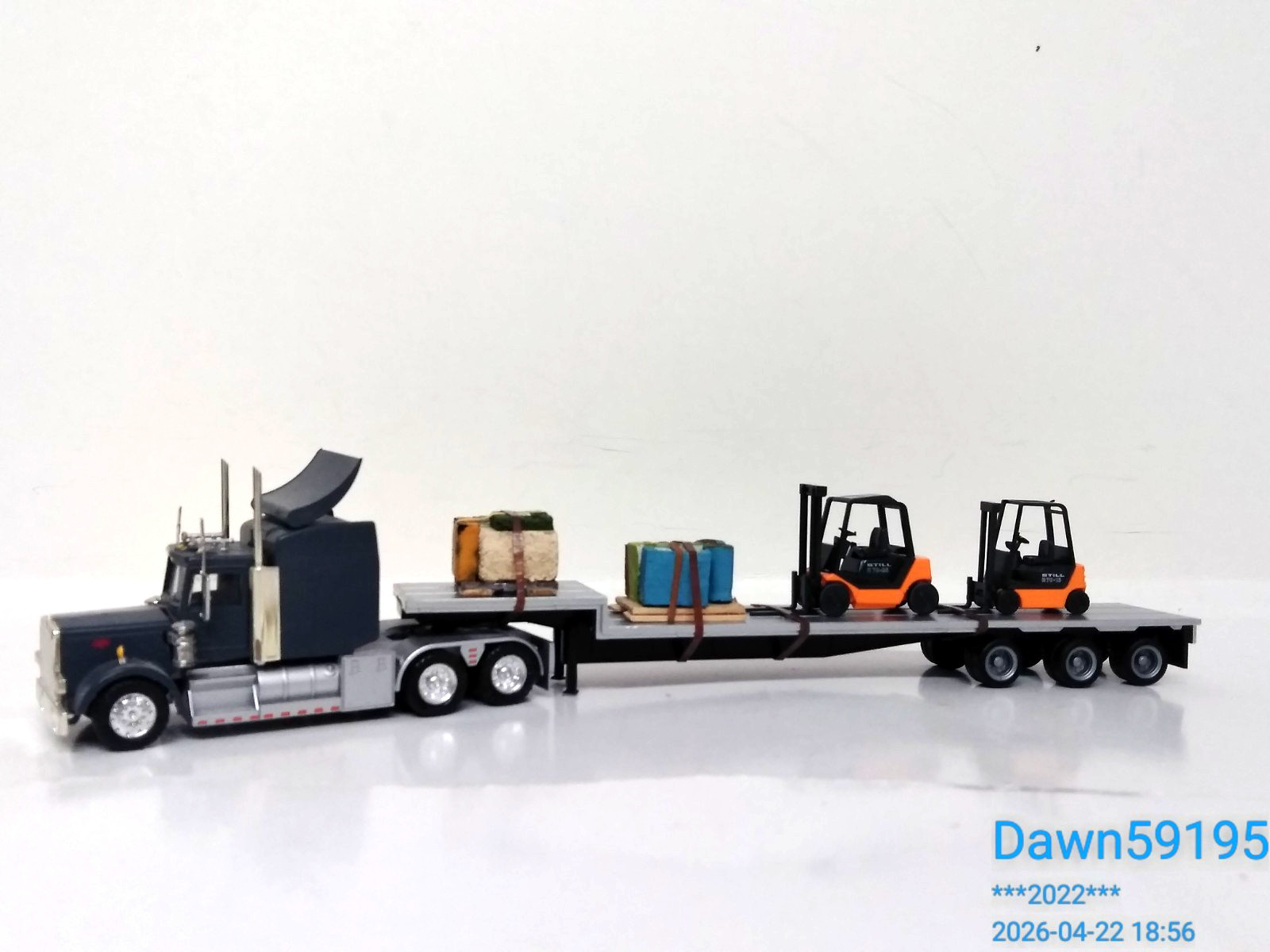 HO 1/87 HERPA PETERBILT SLEEPER DROP DECK  FLATBED TRAILER TRUCK W/ LOAD CUSTOM