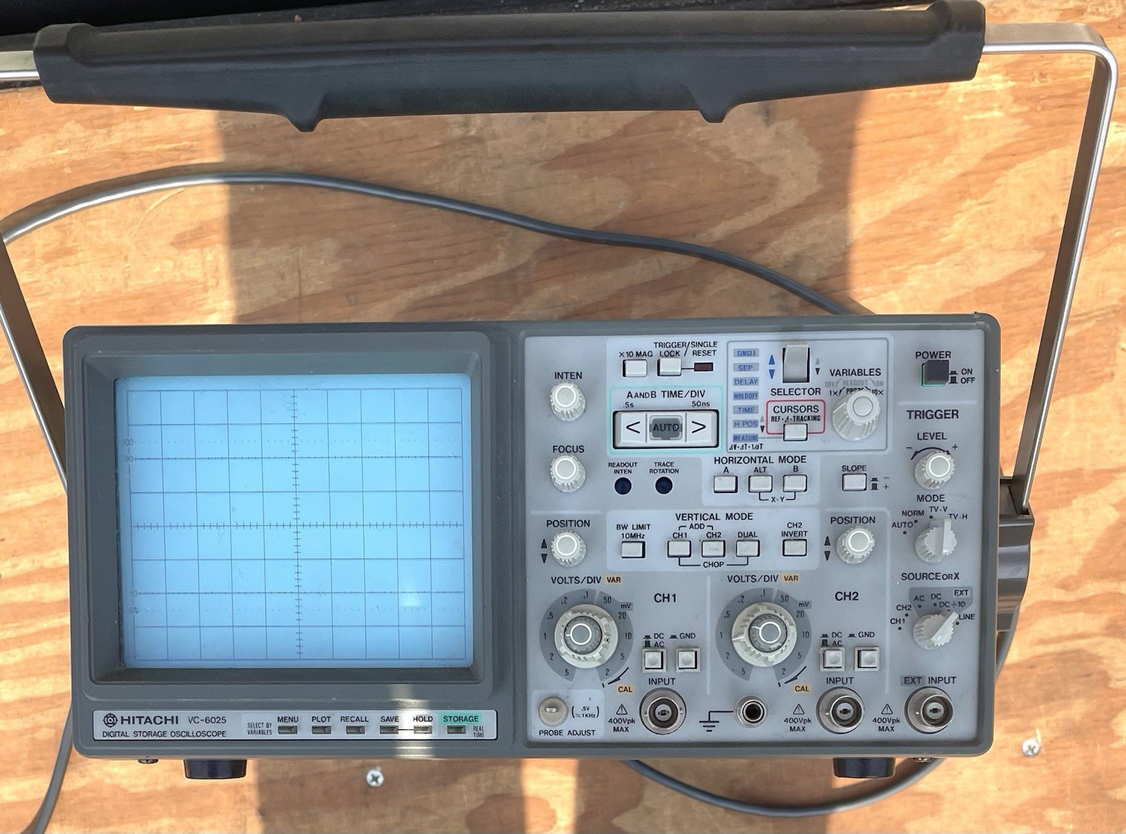 VTG Hitachi VC-6025 Digital Storage Oscilloscope With Power Cord Untested