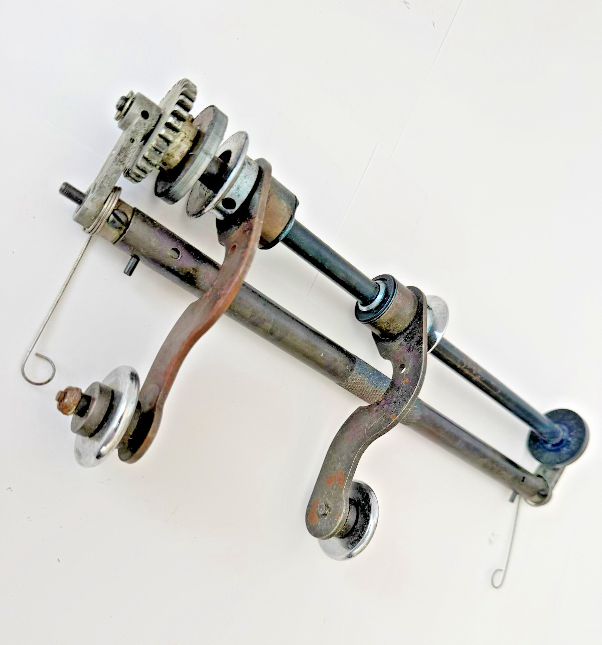 AB DICK Ejector Roller Assembly - Used Condition FREE s/h Included