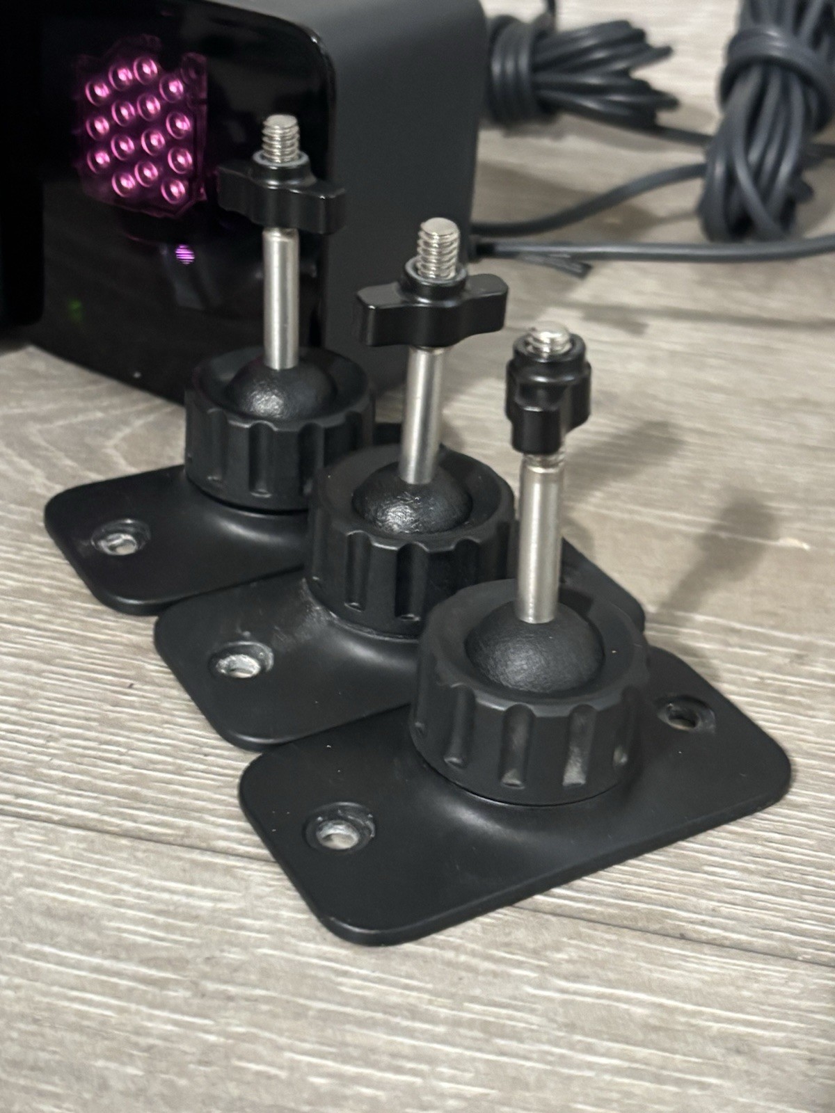 HTC Vive VR Full Headset Kit System Virtual Reality TURNS ON BUT UNTESTED AS-IS