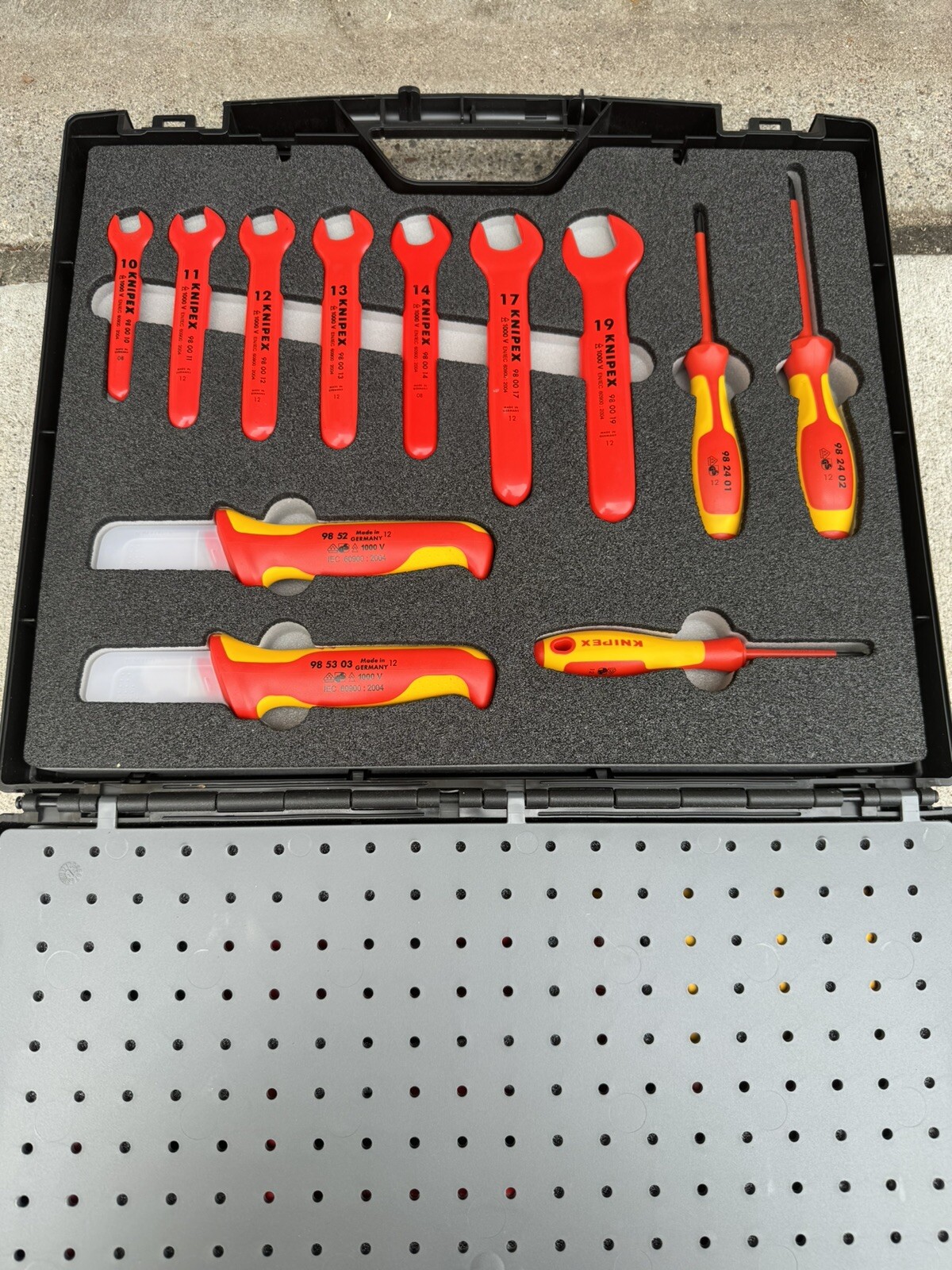 Knipex 98 99 1000V Insulated 26 PC Standard Tool Kit