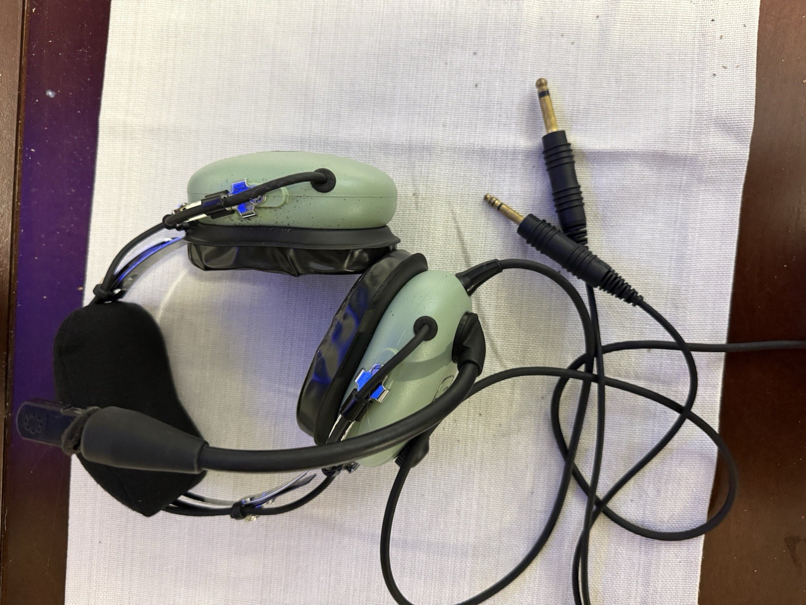 David Clark H10-13.4 Aviation Headset With Dual Plugin