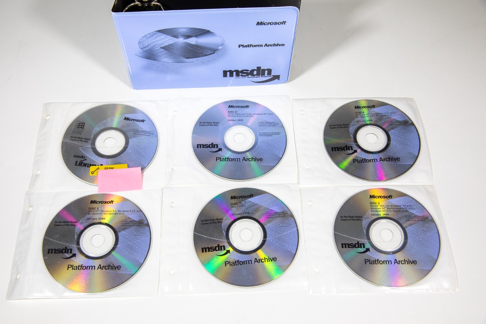 MSDN Microsoft Developer Network Network Platform Archive: 1996-1998 | 20 CDs