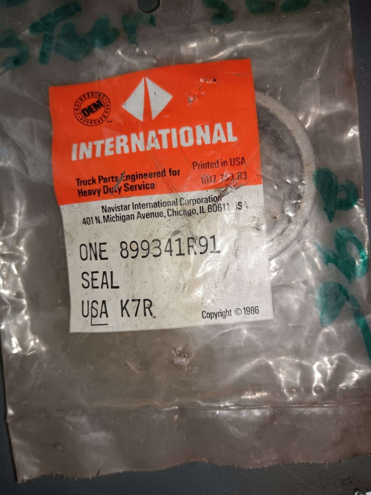 New OEM Steering Gear Housing Oil Seal for International 899341R91