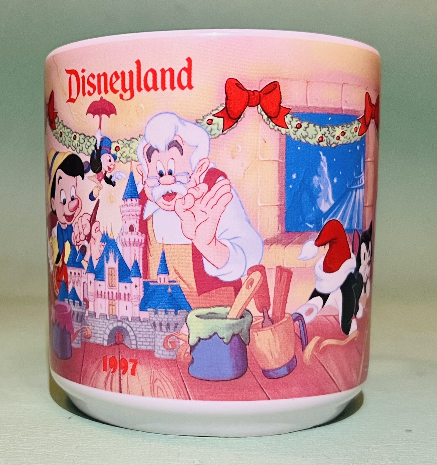 HTF Limited Ed Disney's Christmas 1997 A Holiday Tradition Pinocchio Mug, Cup