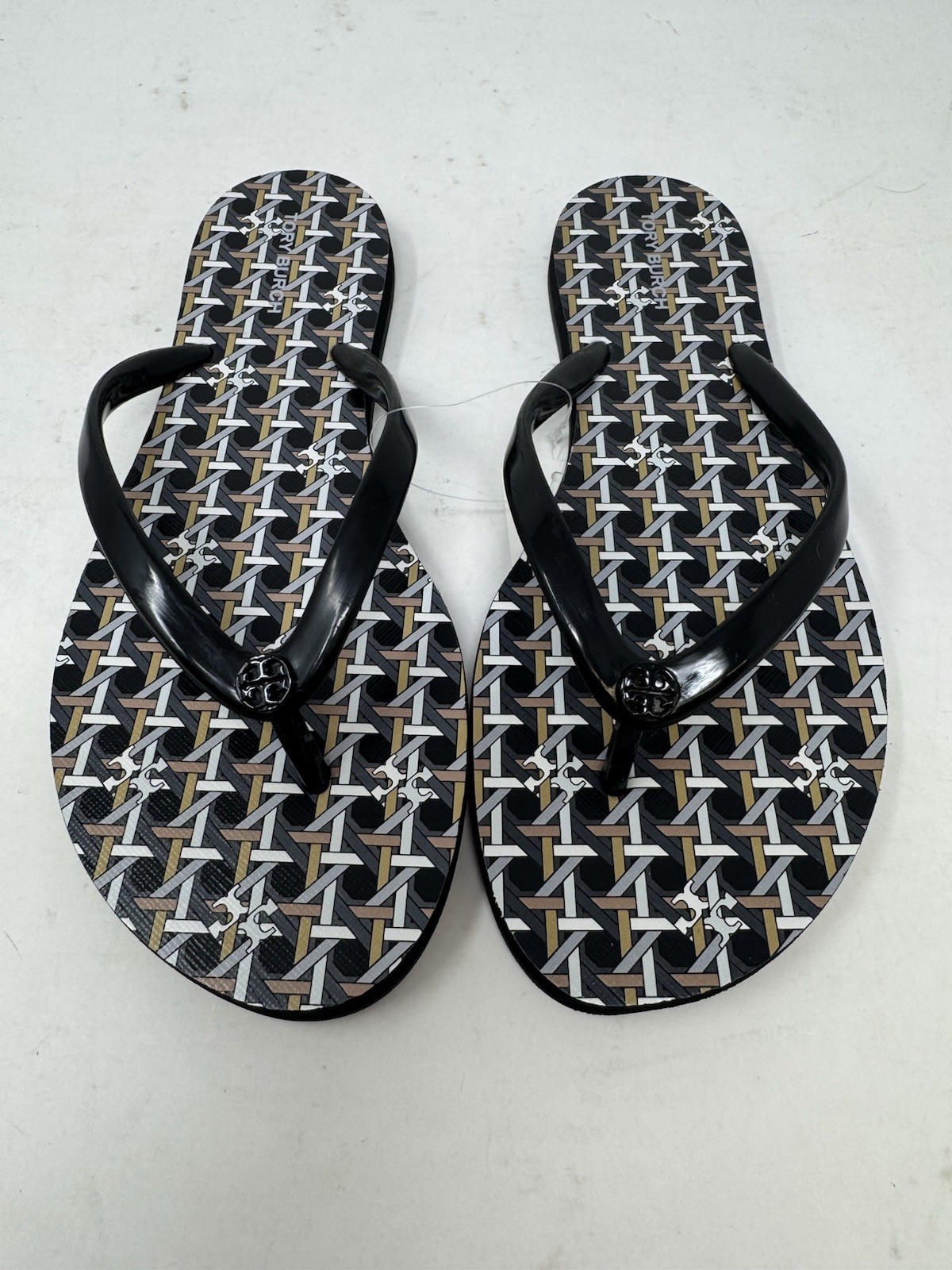 NEW Tory Burch Chelsea Flip Flop  SIZE 7 Basket Weave/Chai Tea/Perfect Black