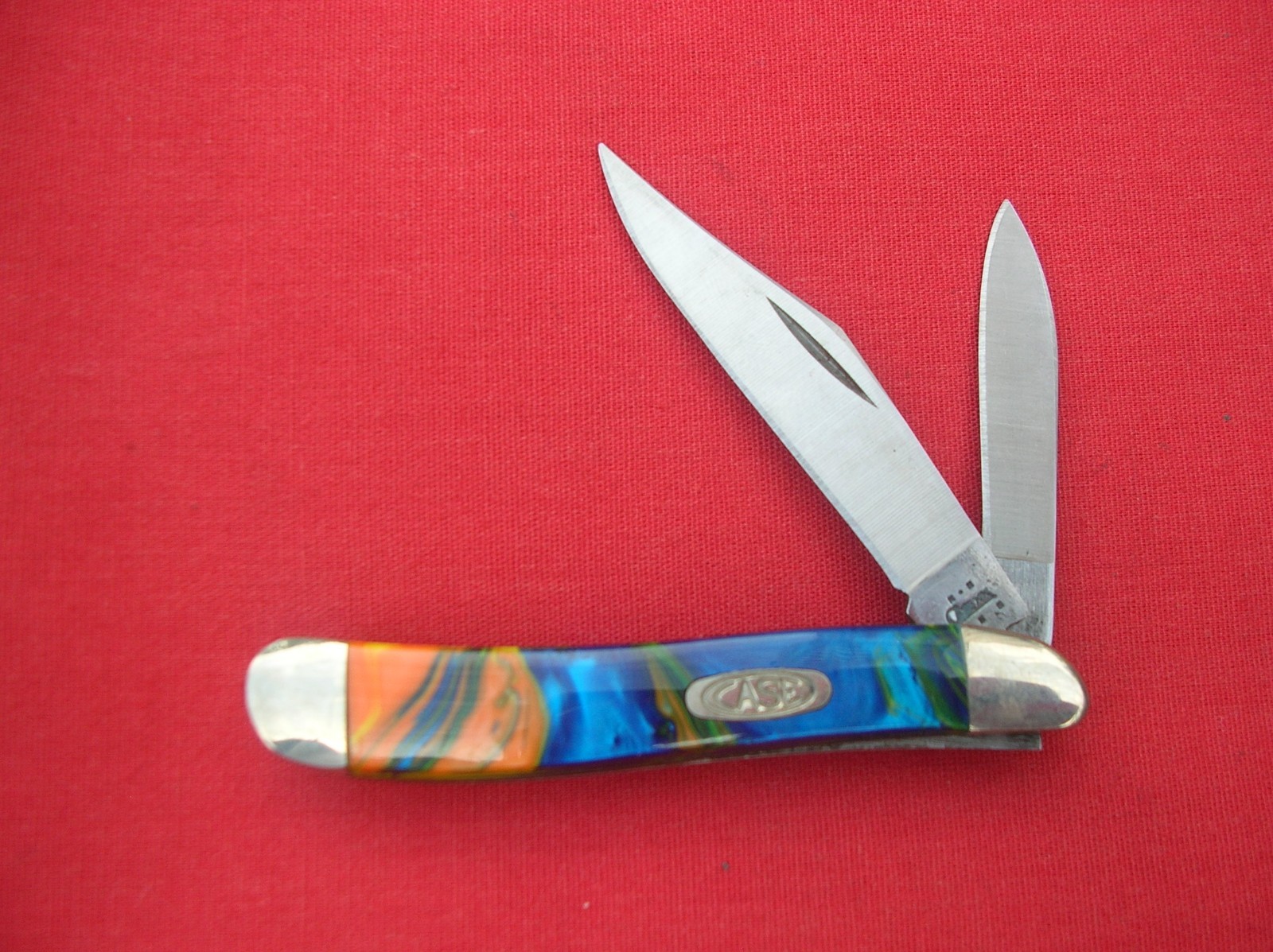 CASE XX  8220 PEANUT BLUE/ORANGE  CORELON HANDLES KNIFE 2004