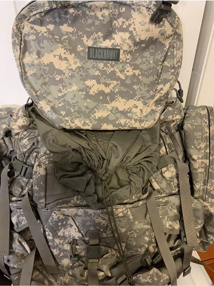 BlackHawk U.S. Military MOLLE II Medium Rucksack – ACU Digital Camouflage-New!