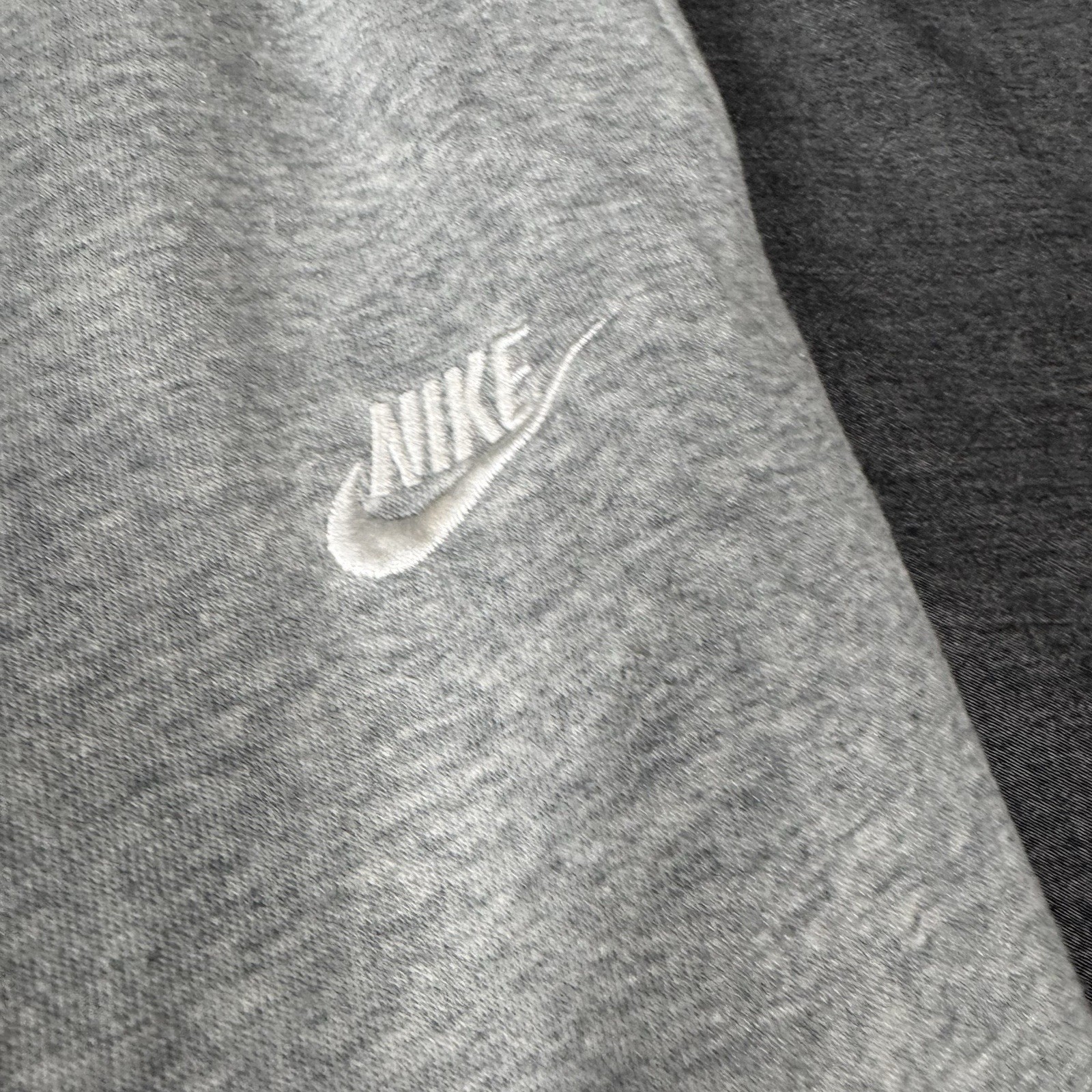 Heather Grey Nike Men’s Joggers Size L