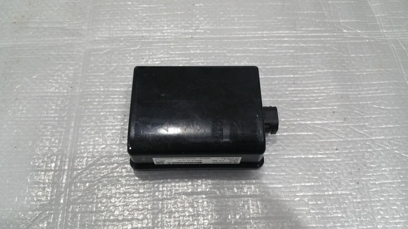 Mercedes Benz Distronic Distance Radar Sensor OEM GENUINE # 212 440 47 14