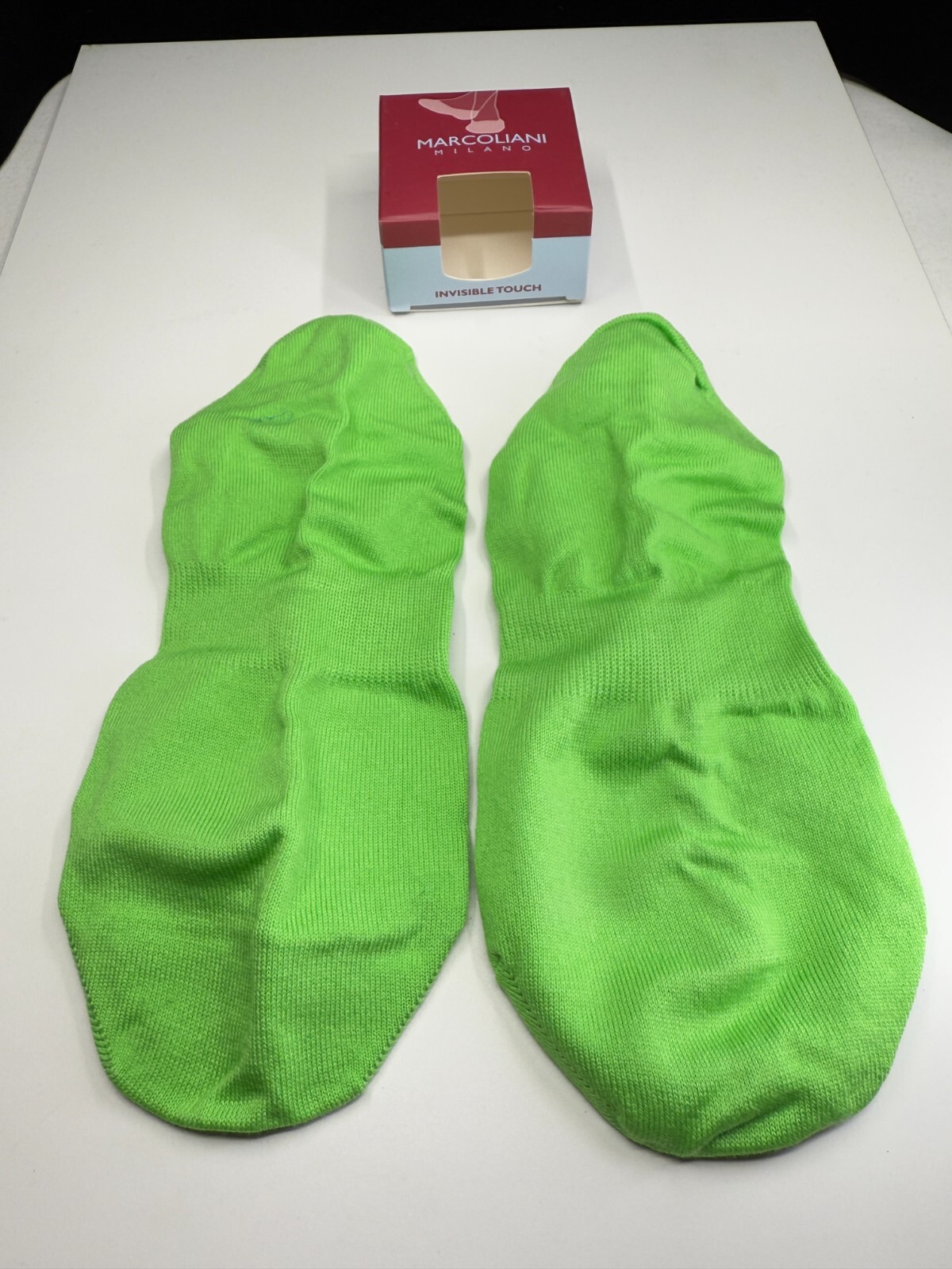 Marcoliani Milano Invisible Touch No Show Pima Cotton Apple Socks NIB